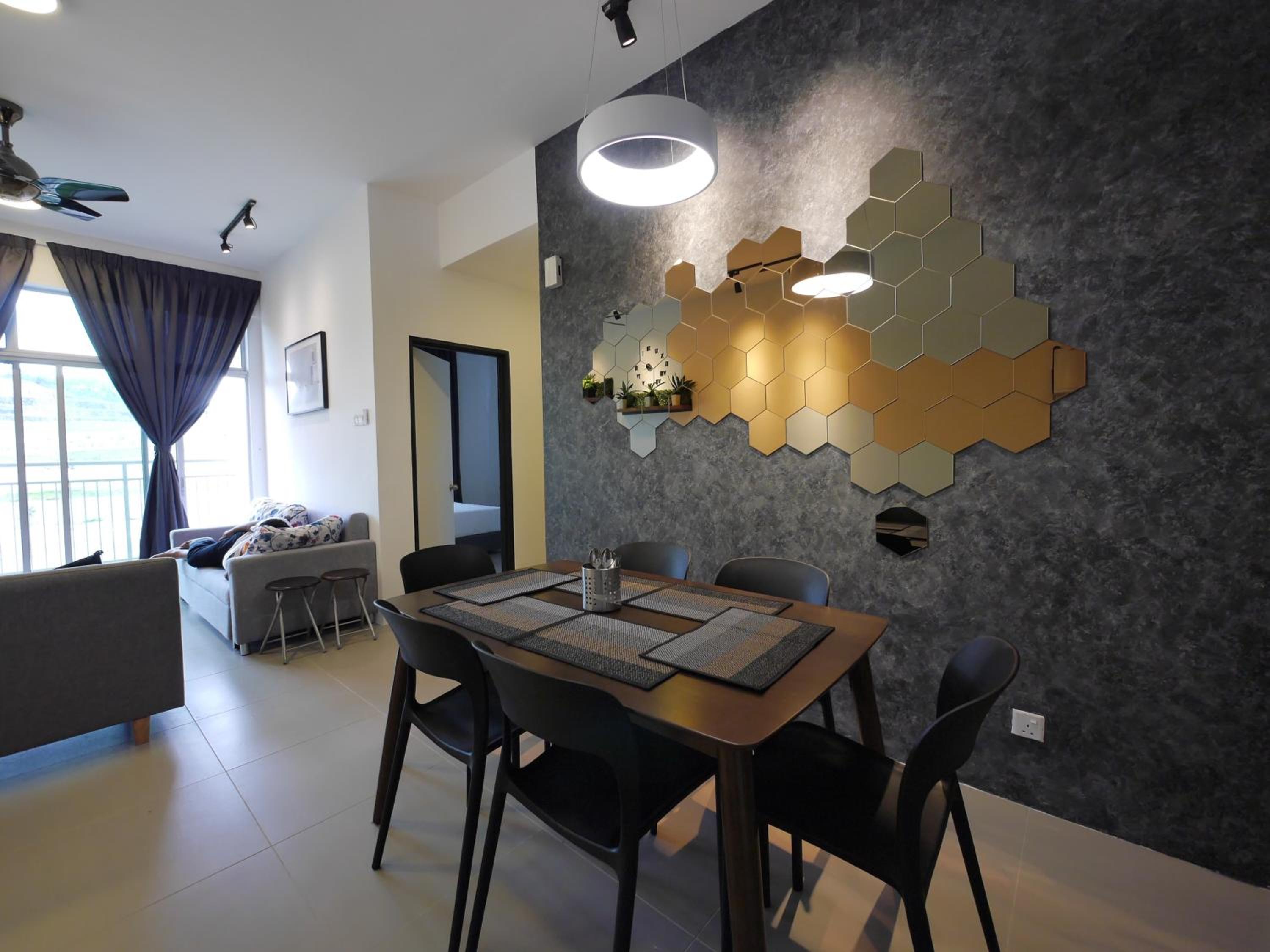 Play Residence at Golden Hills photo 5