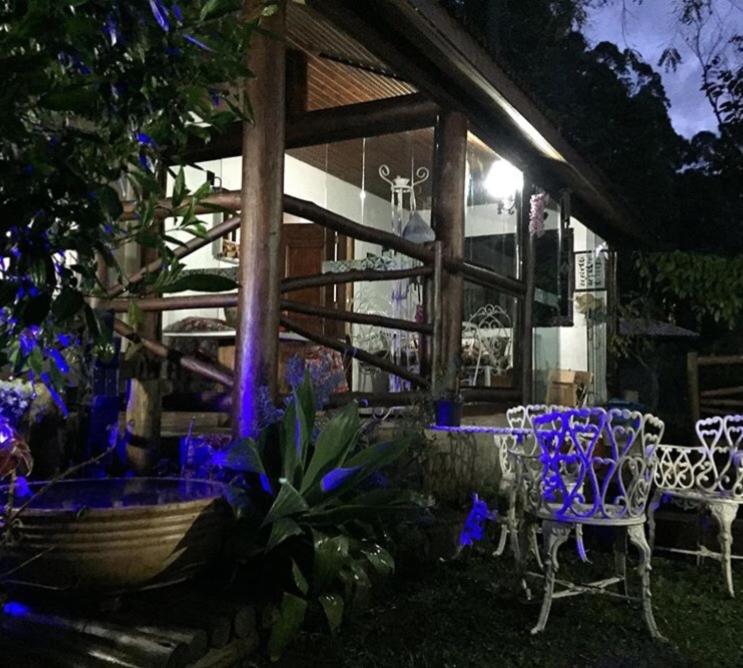 Casa na Floresta em Campos do Jordao