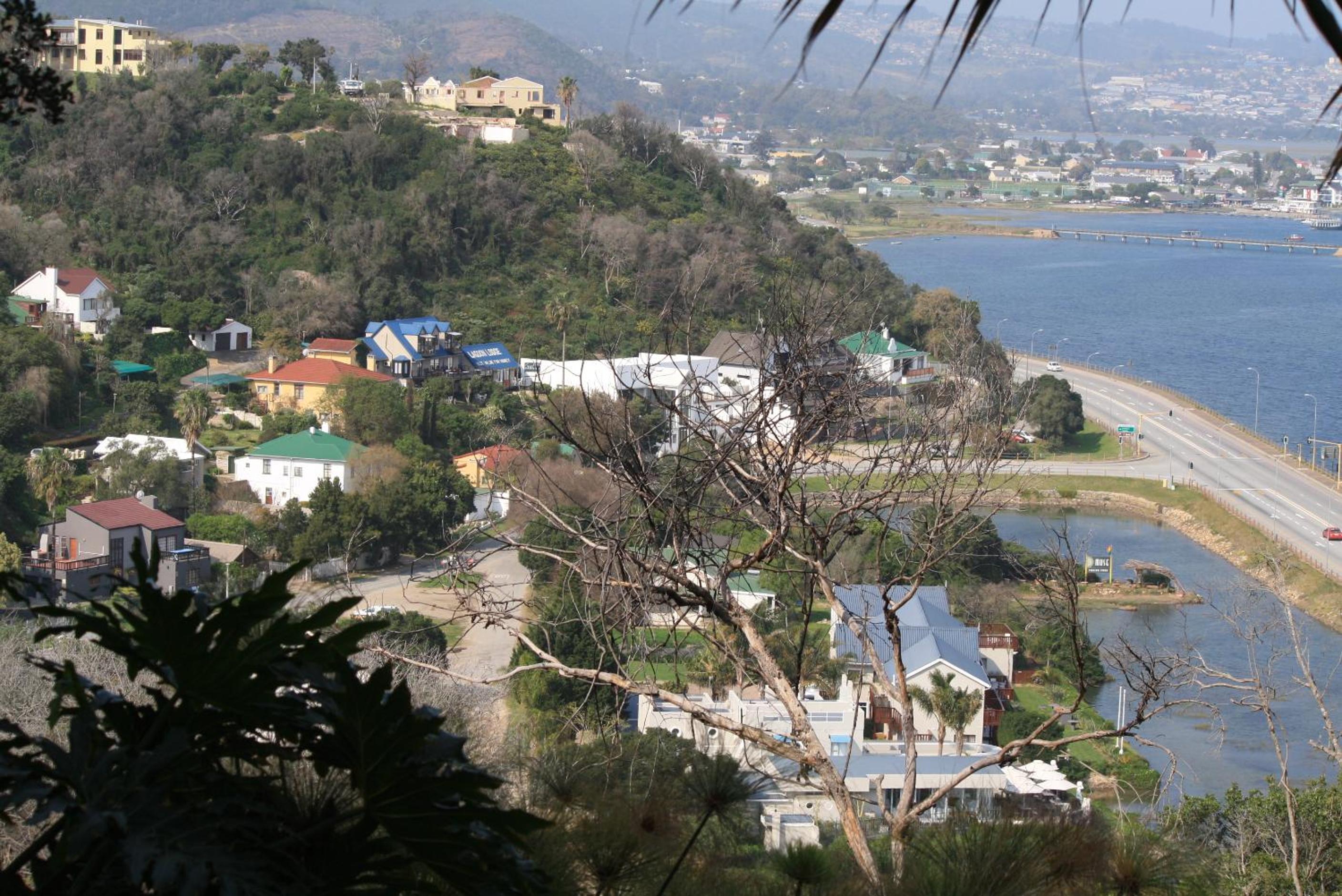 Lagoon Lodge