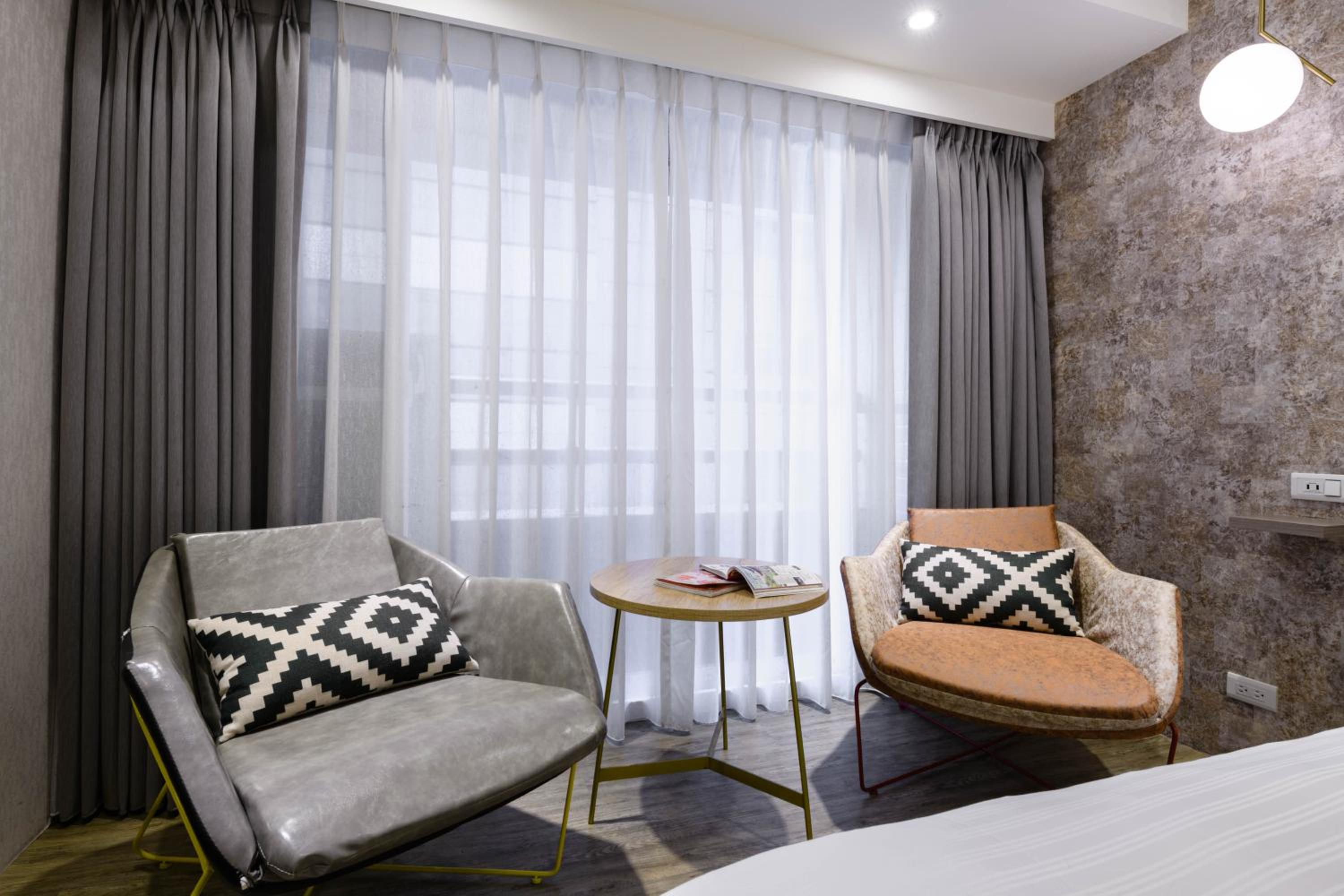 Sunshine Apartment
