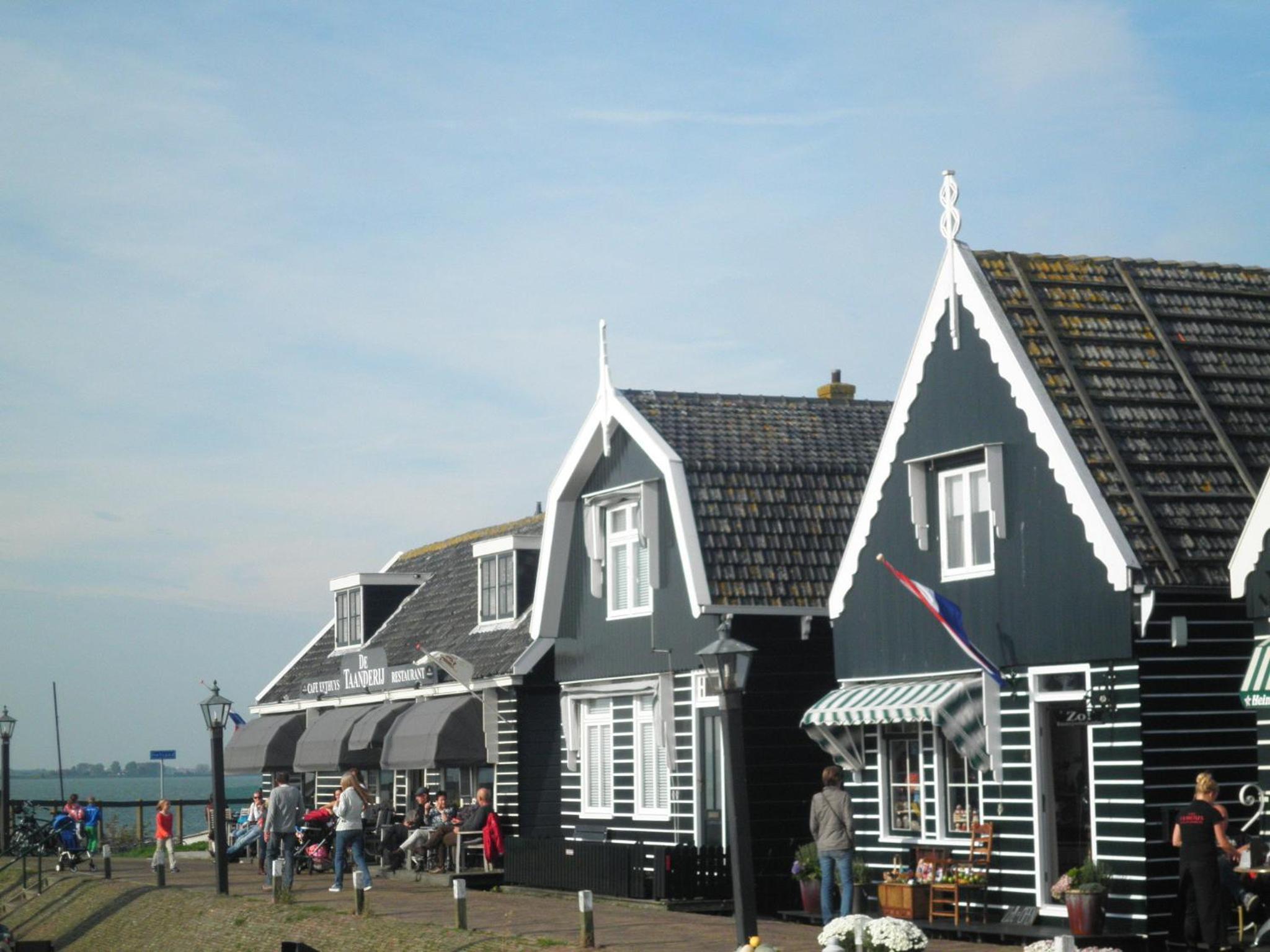 B&B HutSpot