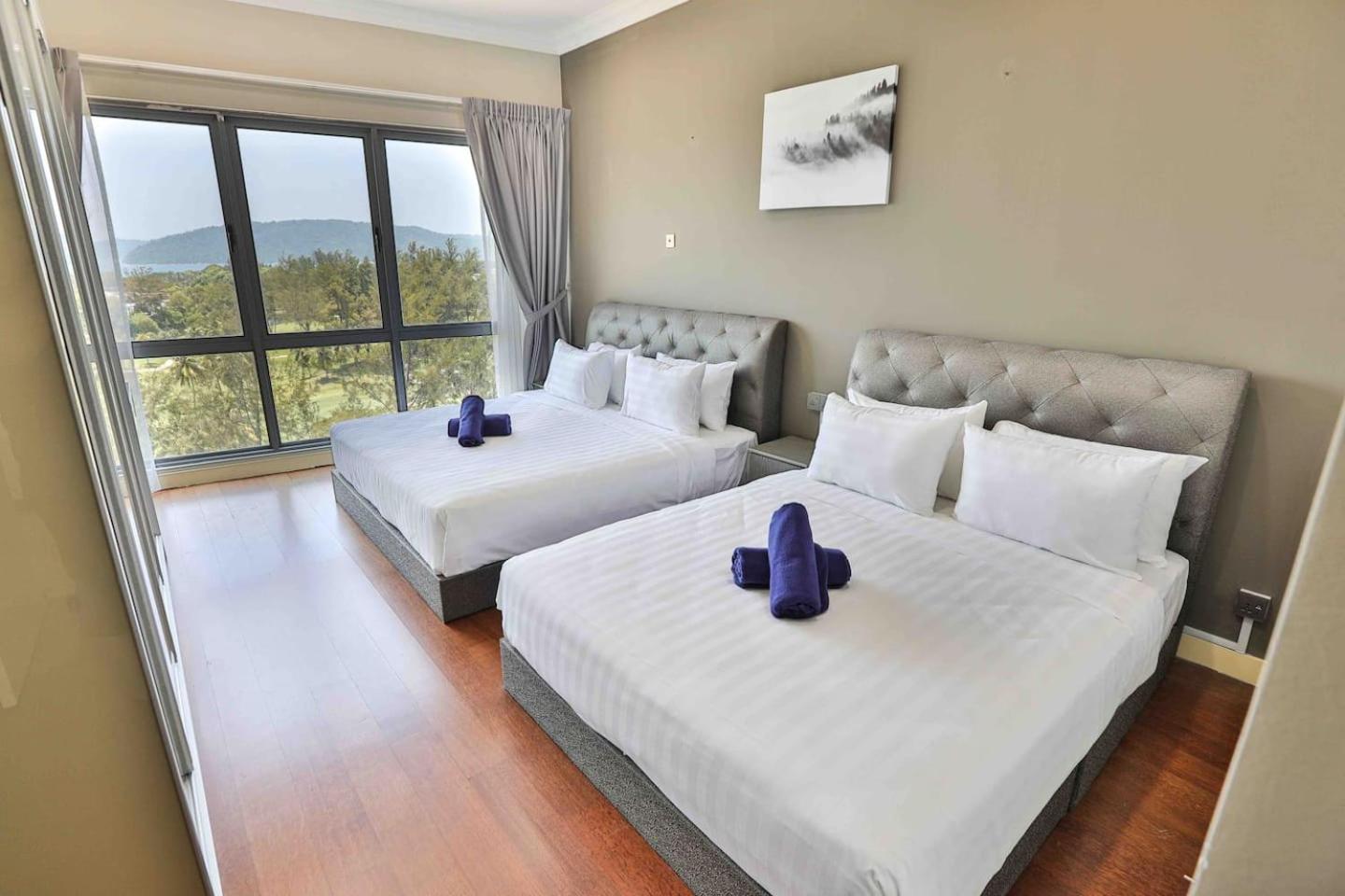 Seaview Suite 3BR The Loft Imago Kota Kinabalu by HayBay photo 4