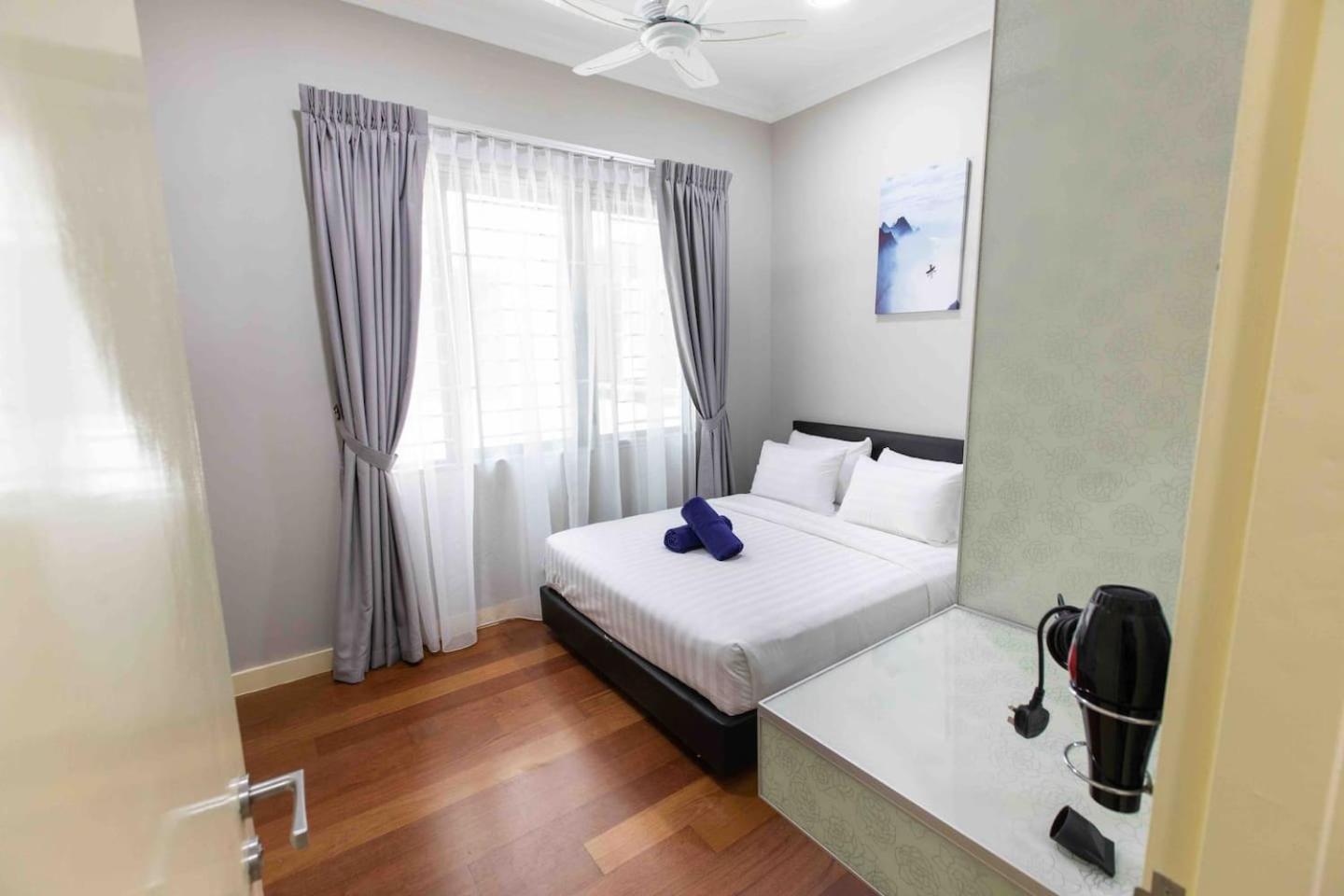 Seaview Suite 3BR The Loft Imago Kota Kinabalu by HayBay photo 5