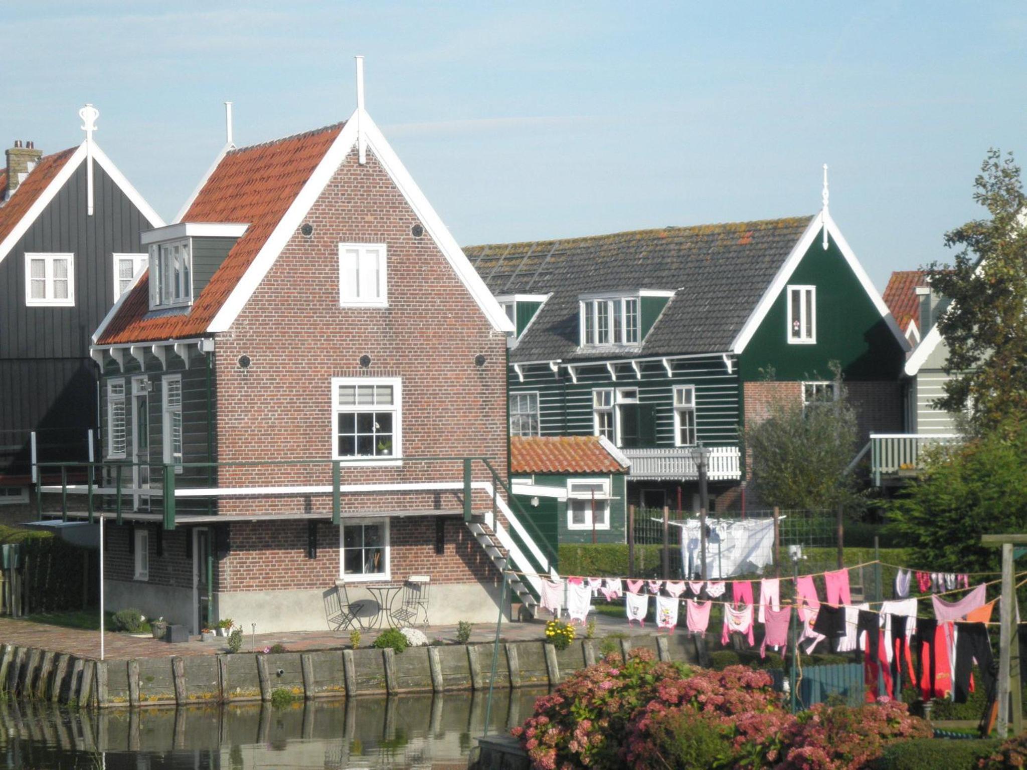 B&B HutSpot