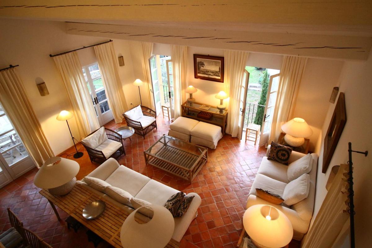 Villa des Oliviers view 3