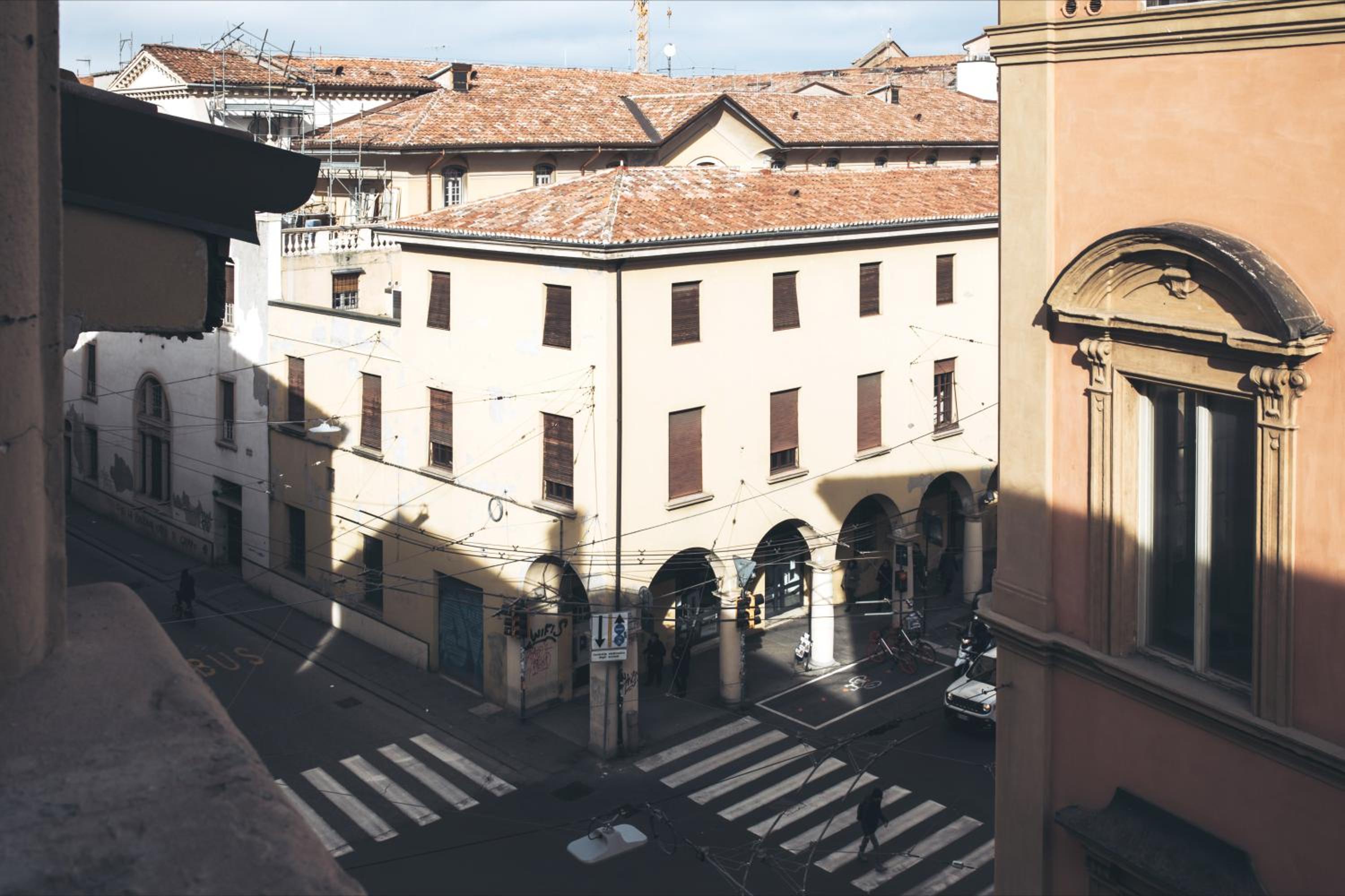 Gregorini Bingham Art Luxury Suites view 2