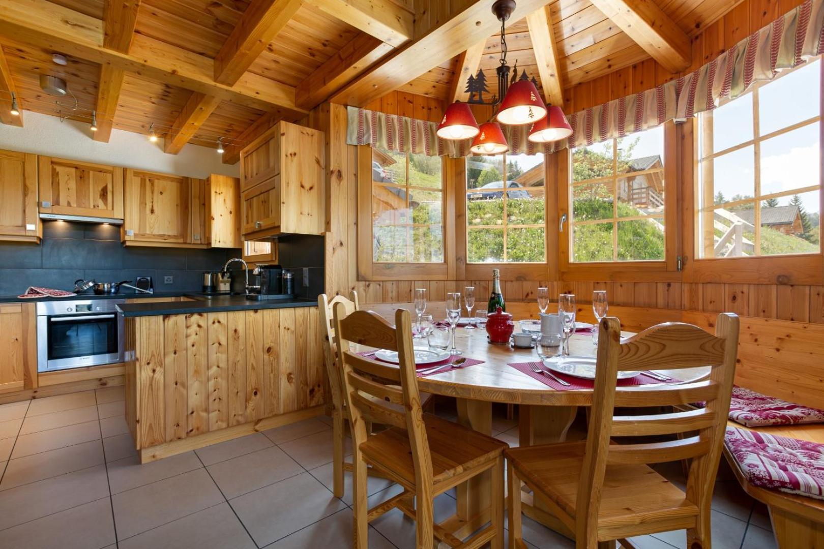 Chalet Teremok - Jacuzzi Sauna - Great for families view 3
