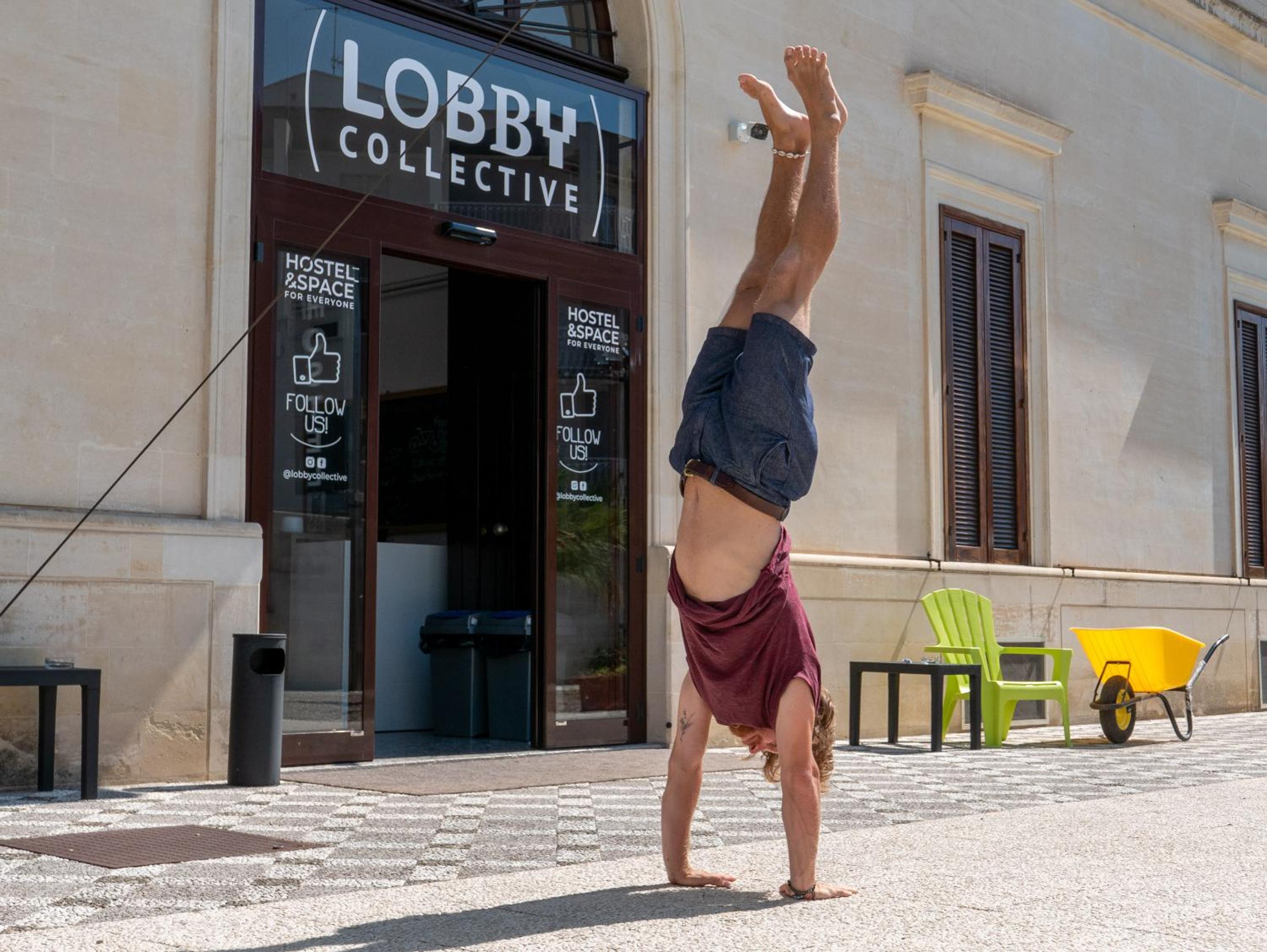 Lobby Collective Hostel - Lecce view 3
