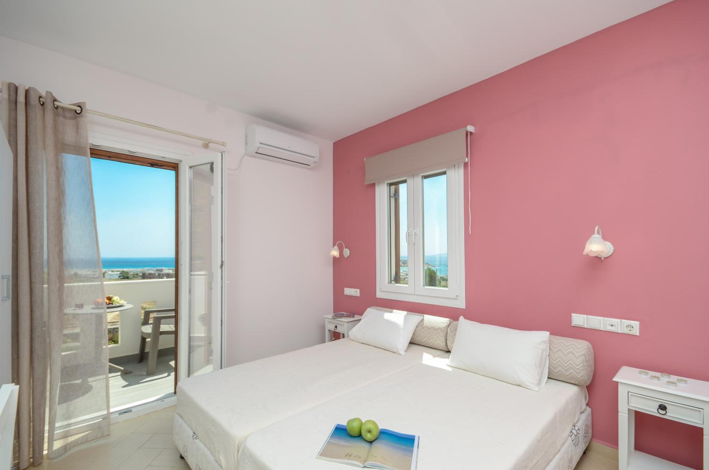 Naxos Luxury Villas