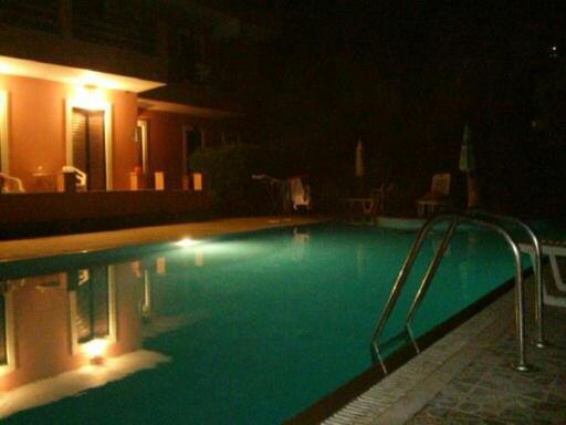 Stathis Apartments