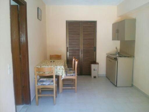 Stathis Apartments
