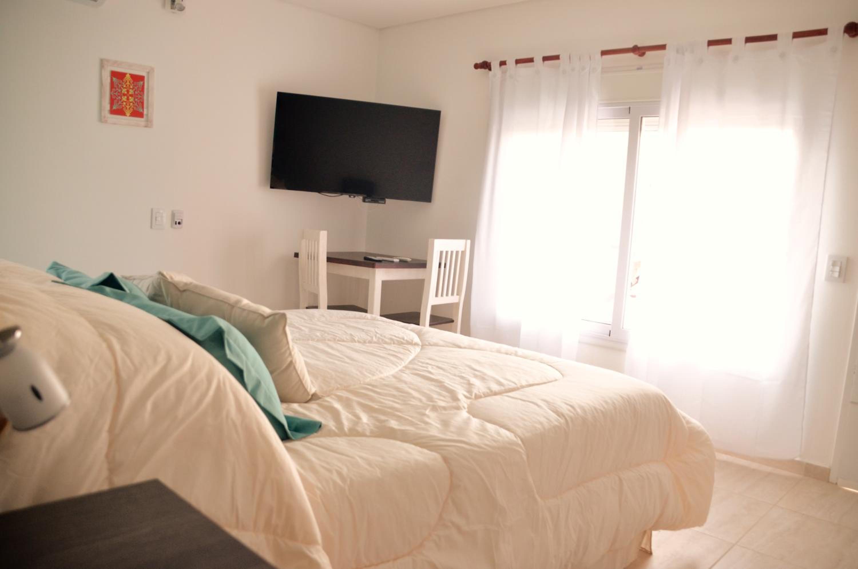 ARROYO SUITE HOUSE