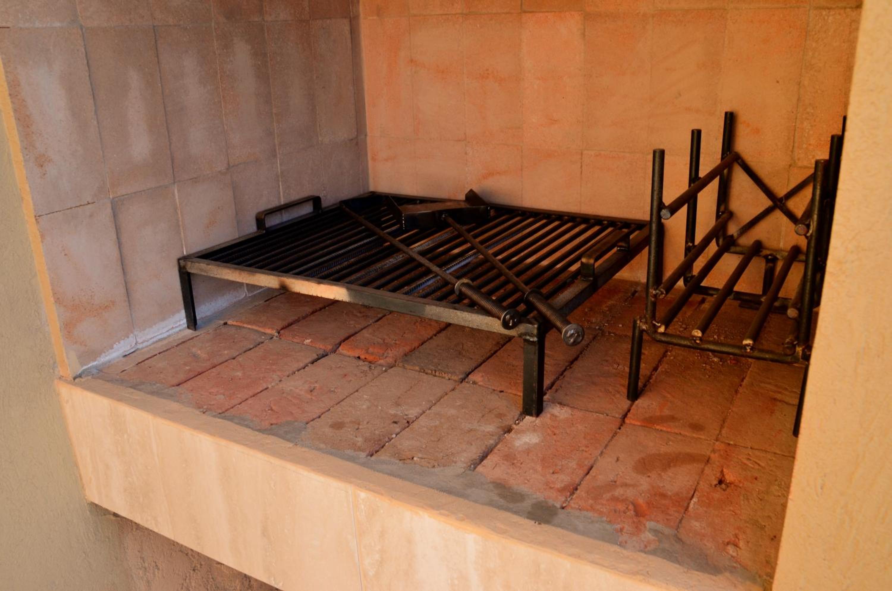 ARROYO SUITE HOUSE