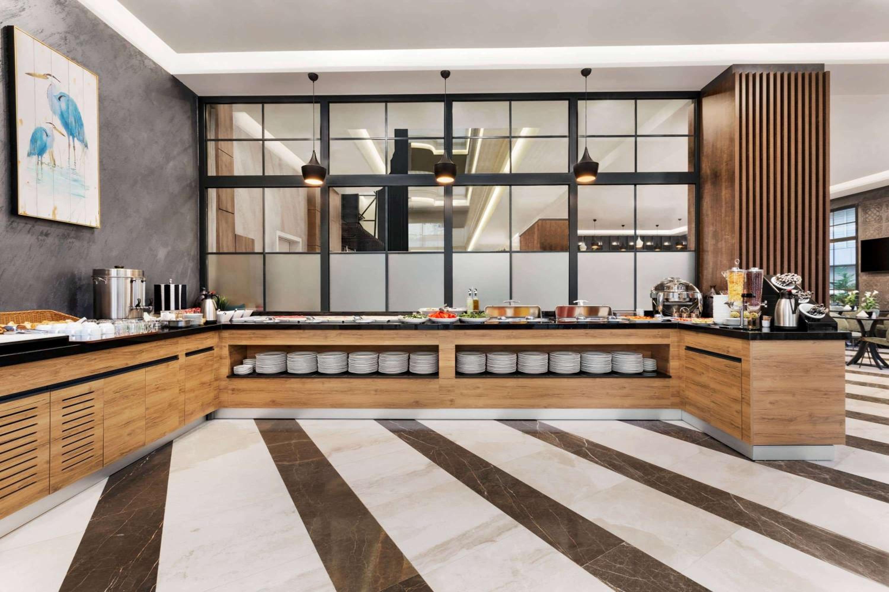 Ramada Encore By Wyndham İstanbul Basin Express - Image 44