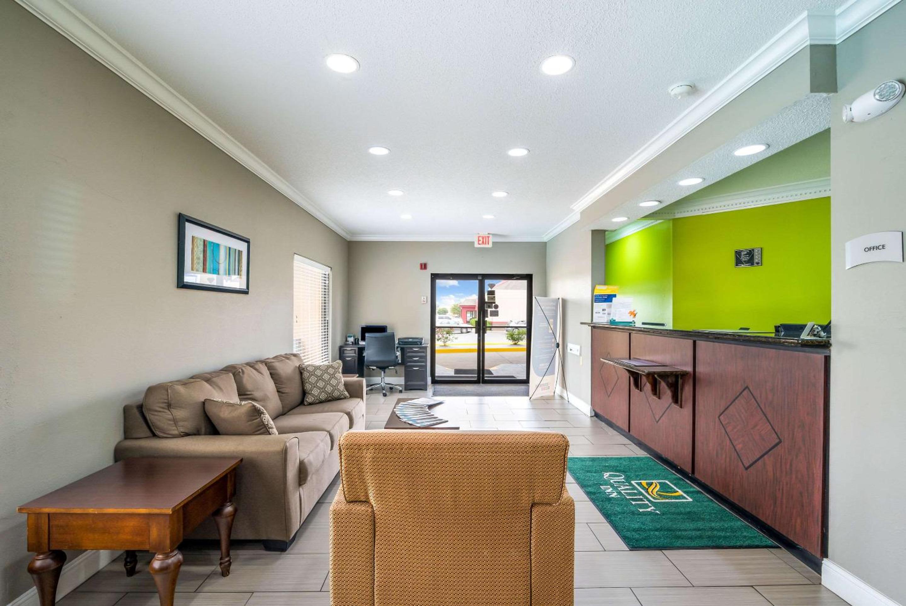 Cullman Vacations - Quality Inn Cullman I-65 Exit 310 - Property Image 2