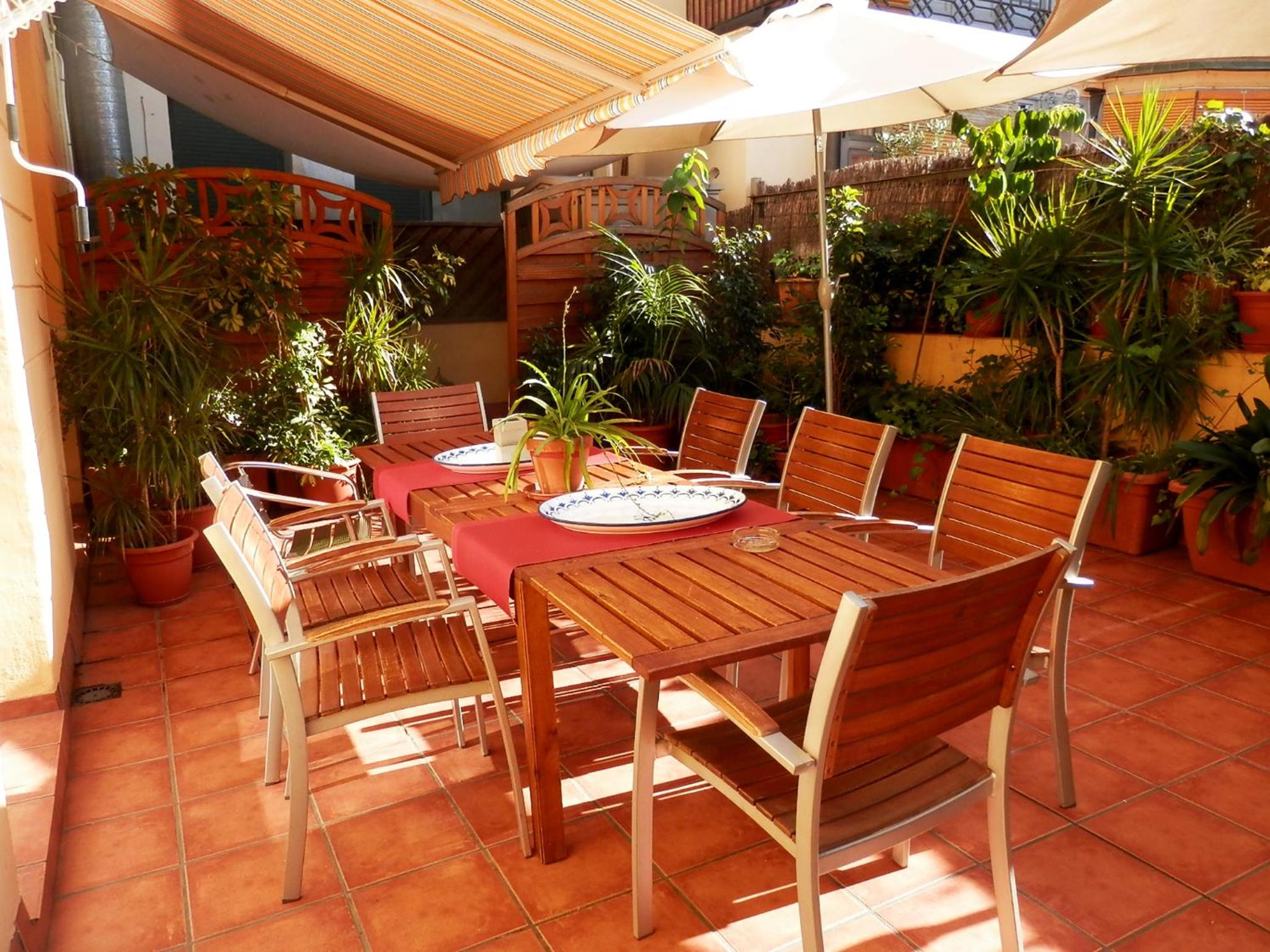 Barcelona Central Garden Hostal