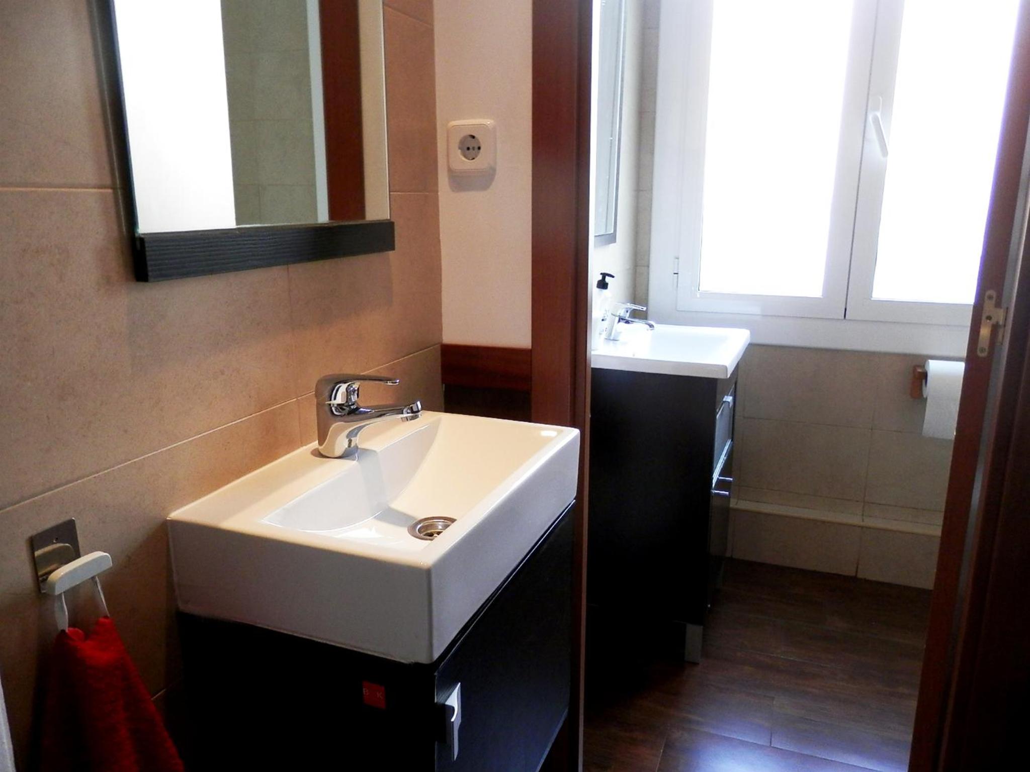 Barcelona Central Garden Hostal