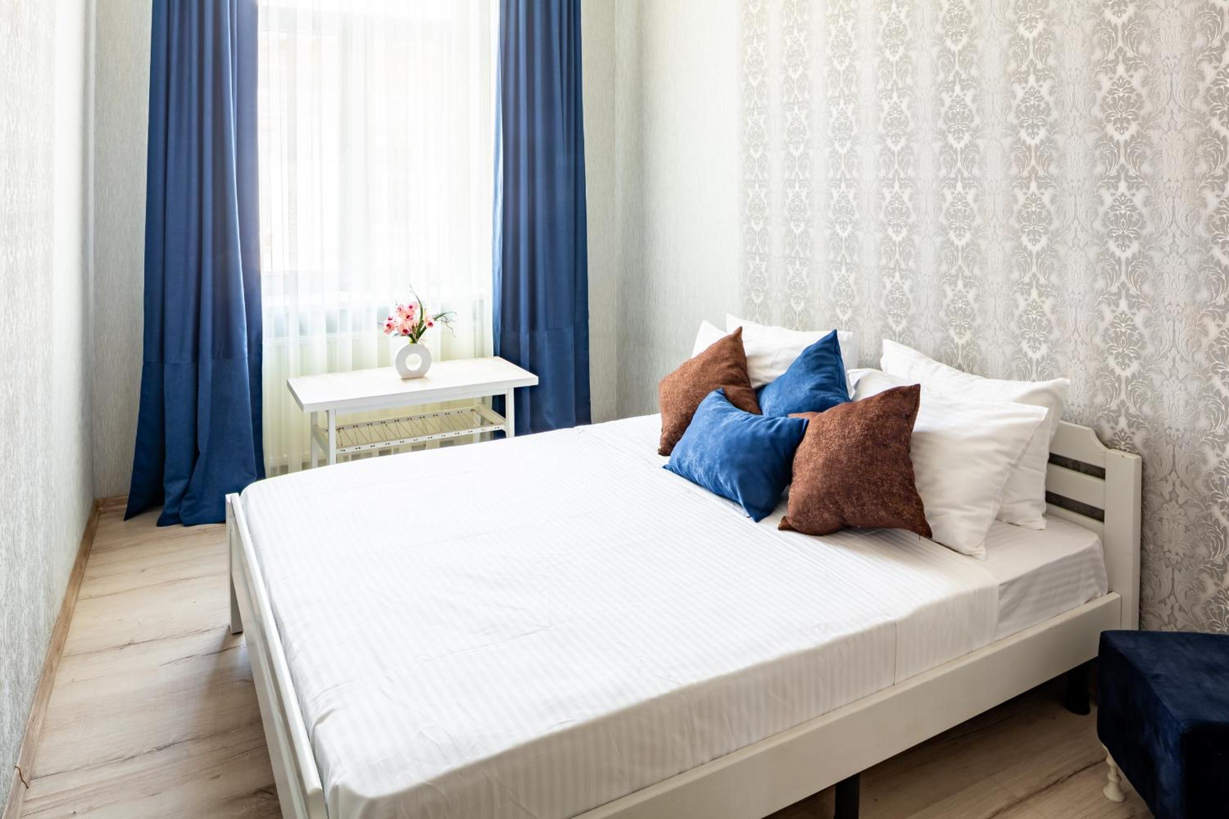 Alfa Apartments Kniazia Romana 11 view 3