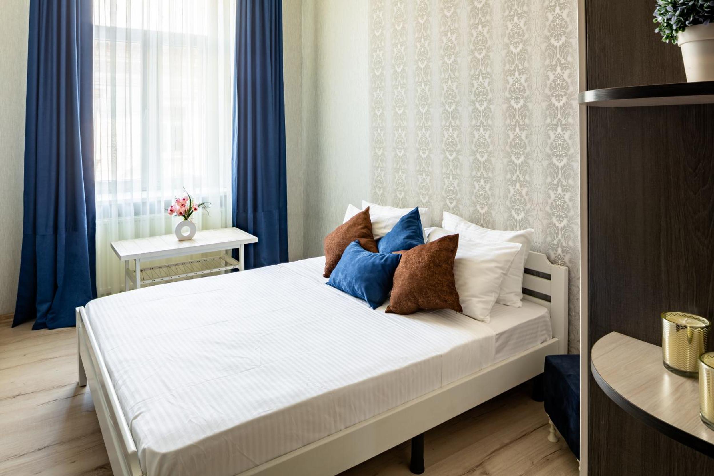 Alfa Apartments Kniazia Romana 11 view 2