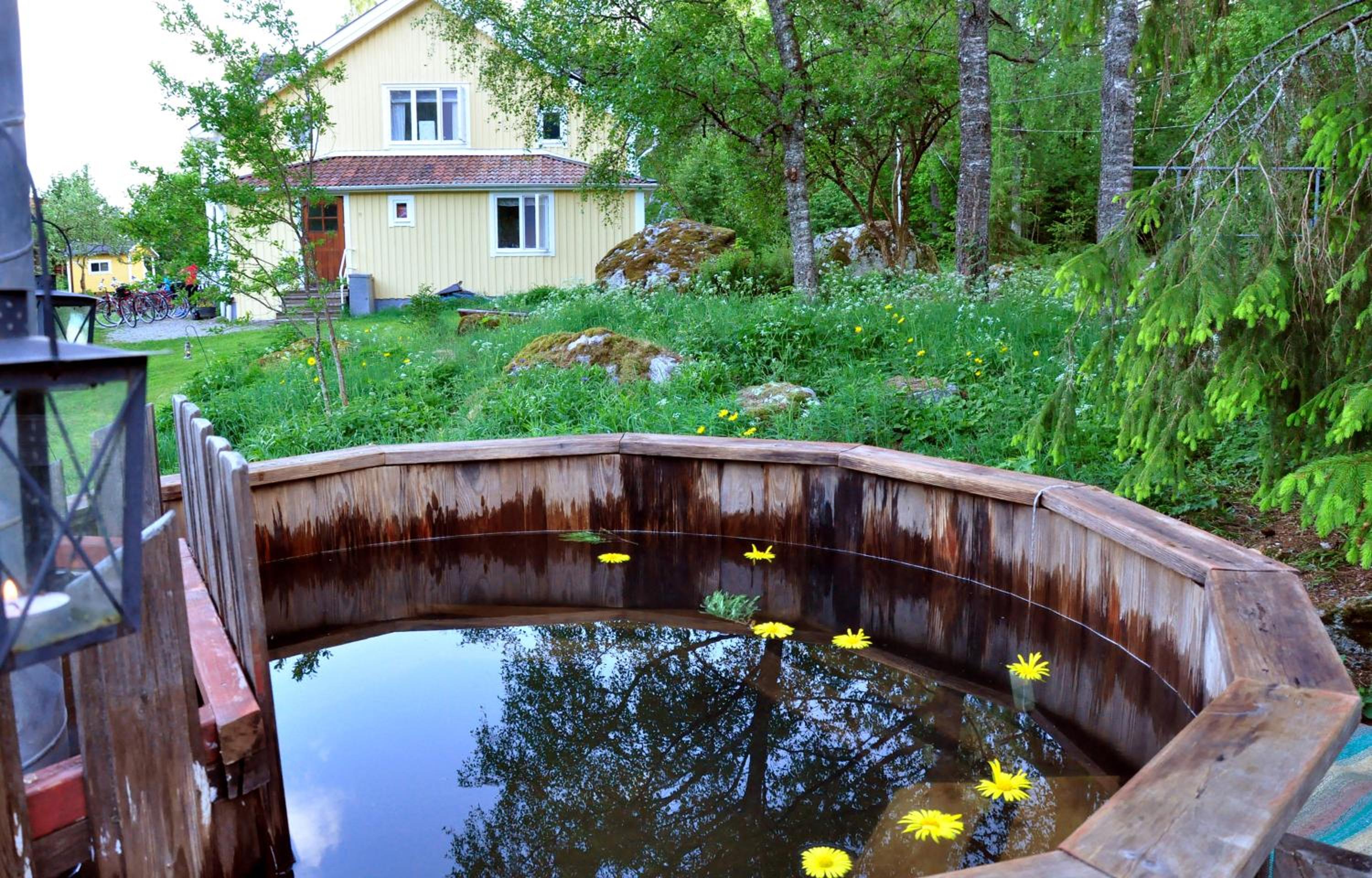 Eden's Garden Cottages