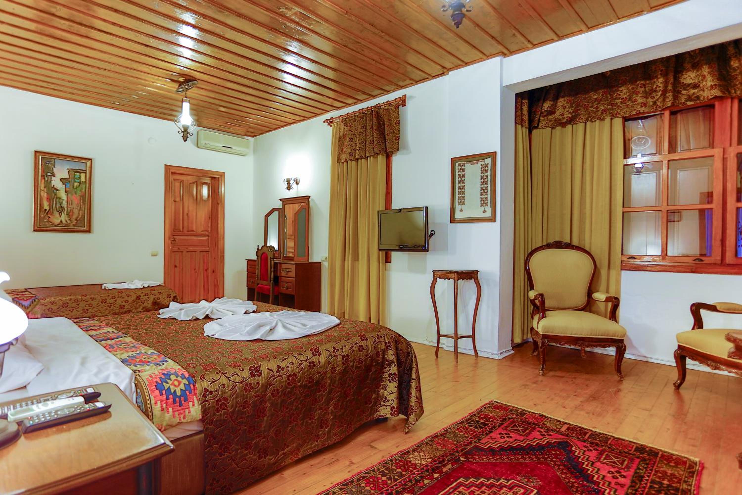 Atelya Art Hotel - Image 31