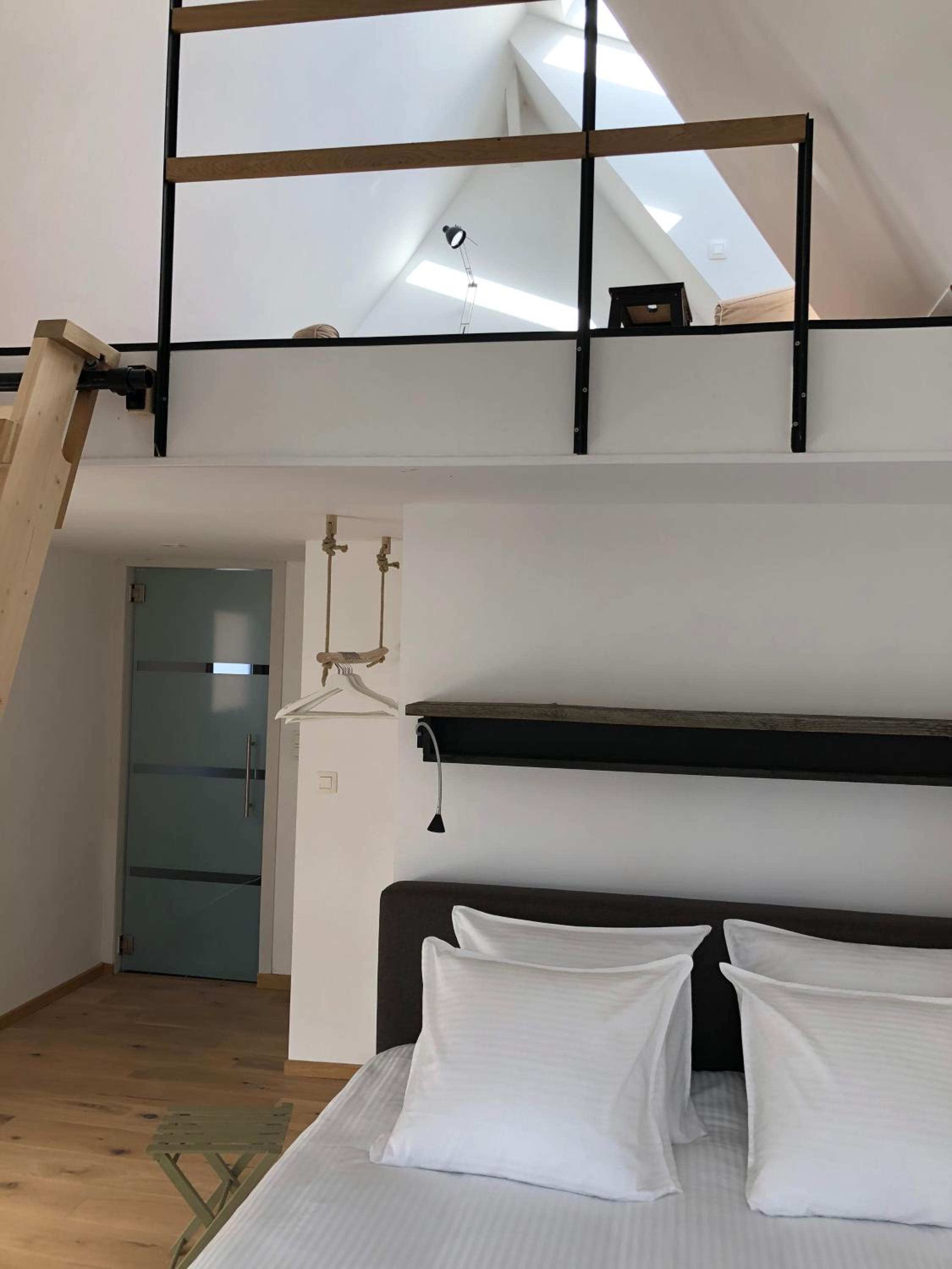 B&B Calis