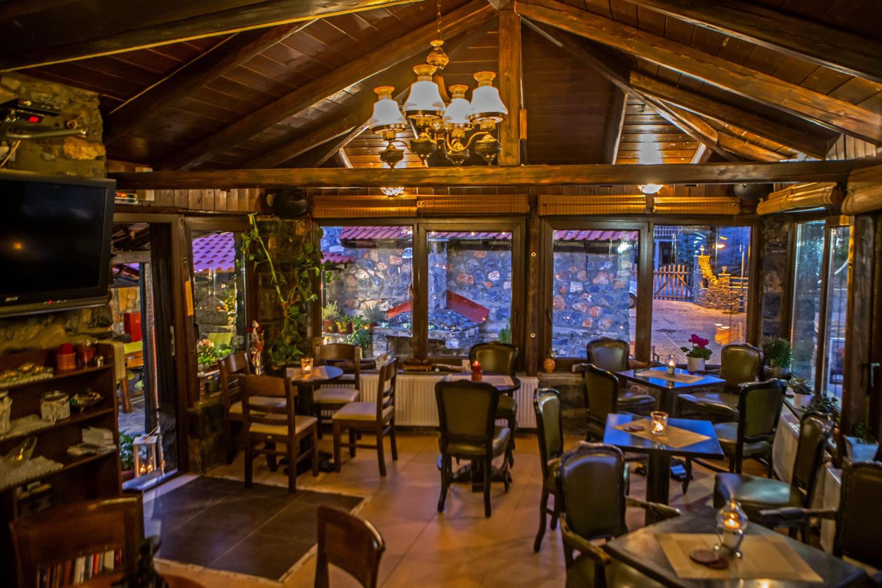 METOHI INN view 3