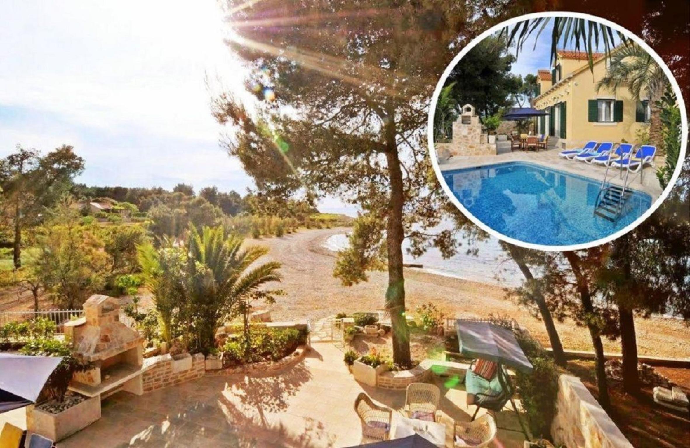 Deluxe Villa Sirena on the beach with Pool view 3