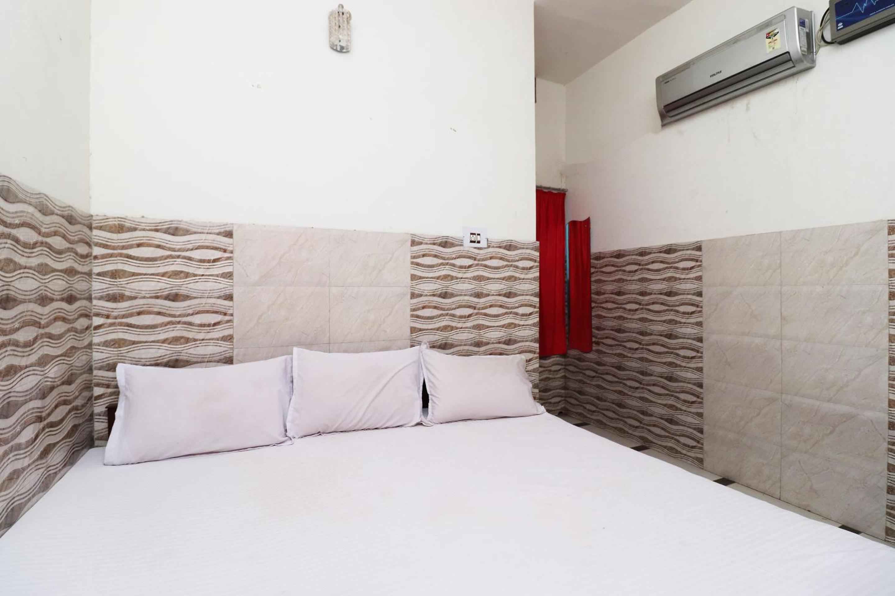 Hotel Vijay view 5