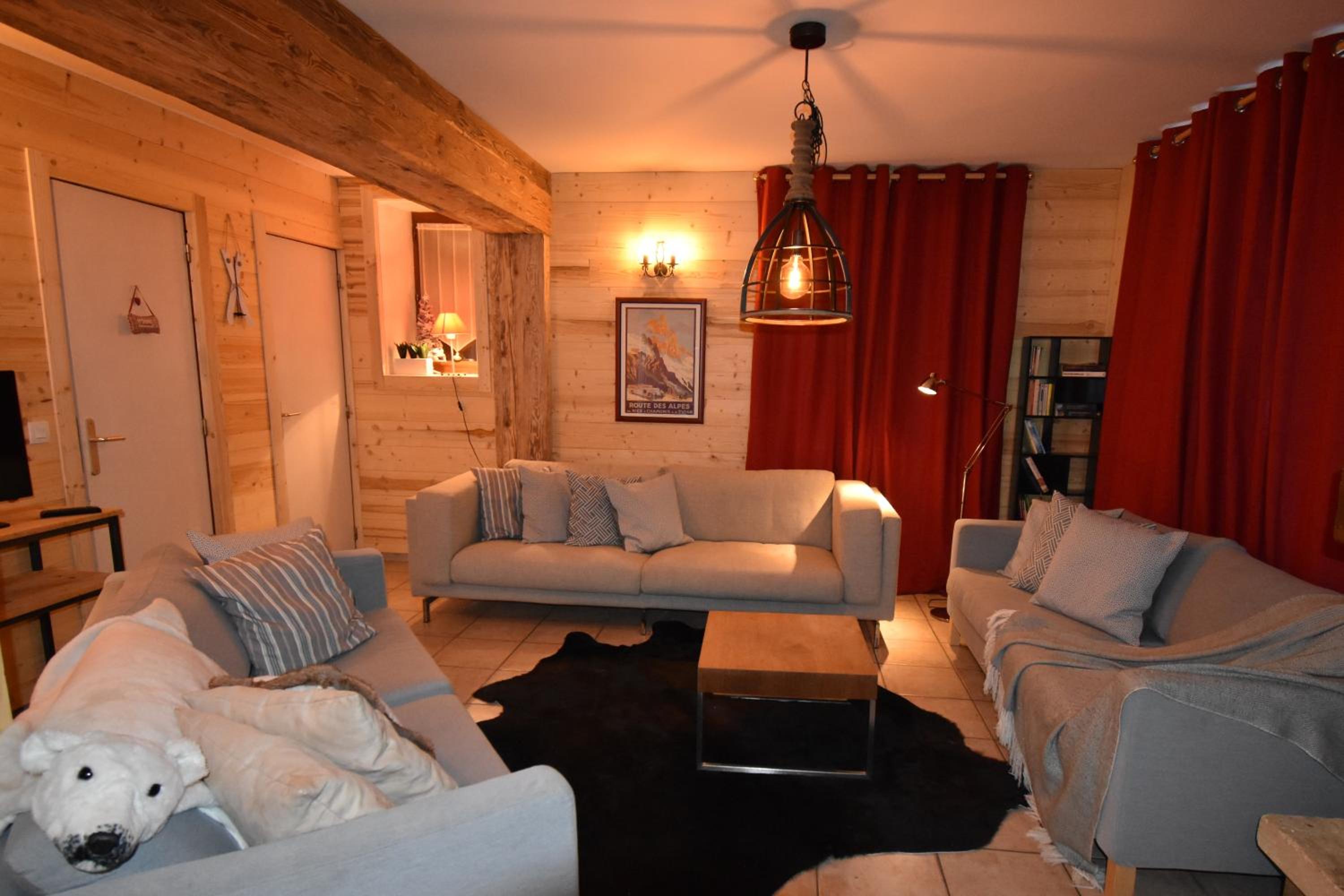 VAUJANYLOCATIONS - Chalet Louise view 4