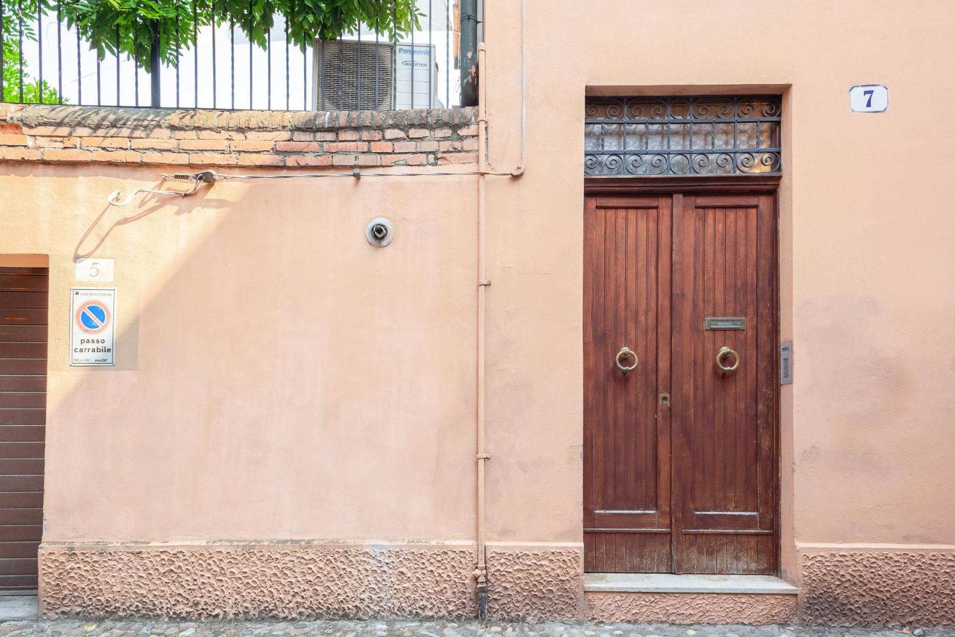 GuestHost - Ferrara Casa dell'Archivòlto con Garage