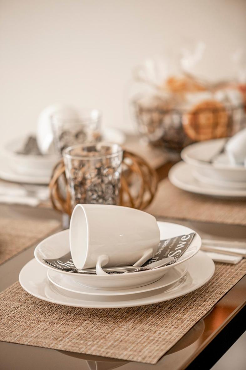 Dioni's en Sparti — dining