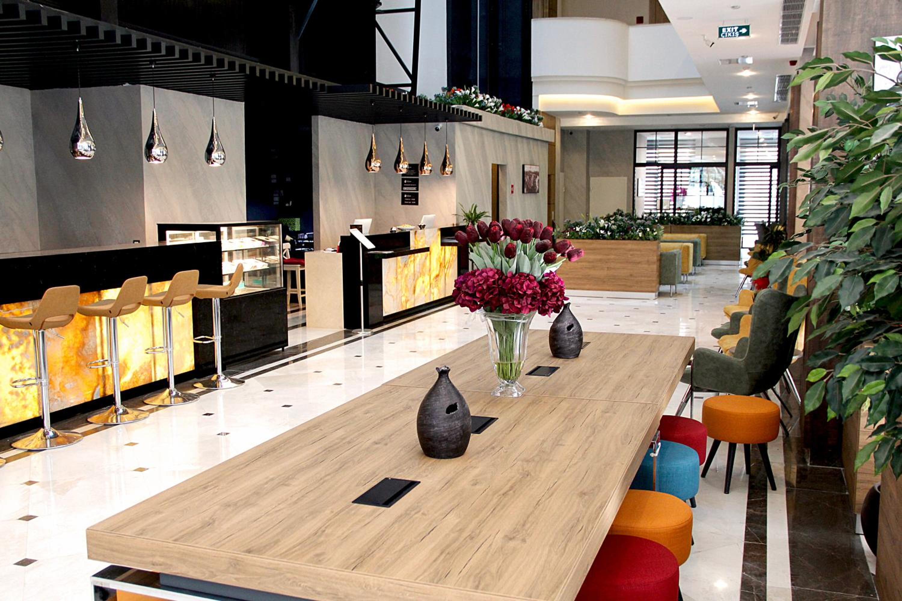 Ramada Encore By Wyndham İstanbul Basin Express - Image 45