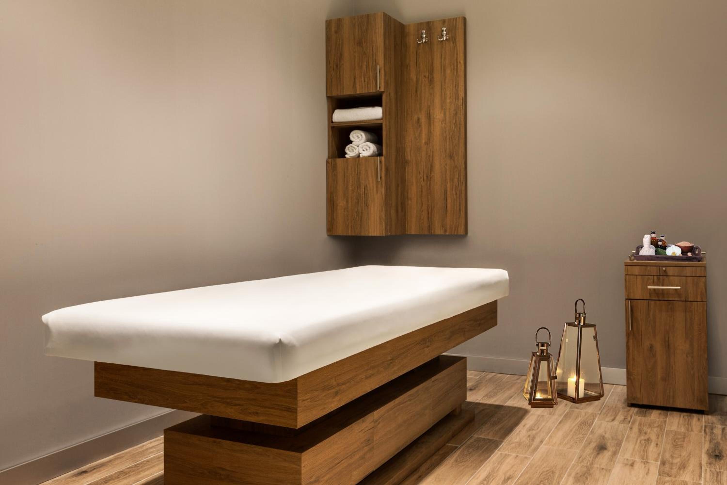 Ramada Encore By Wyndham İstanbul Basin Express - Image 24