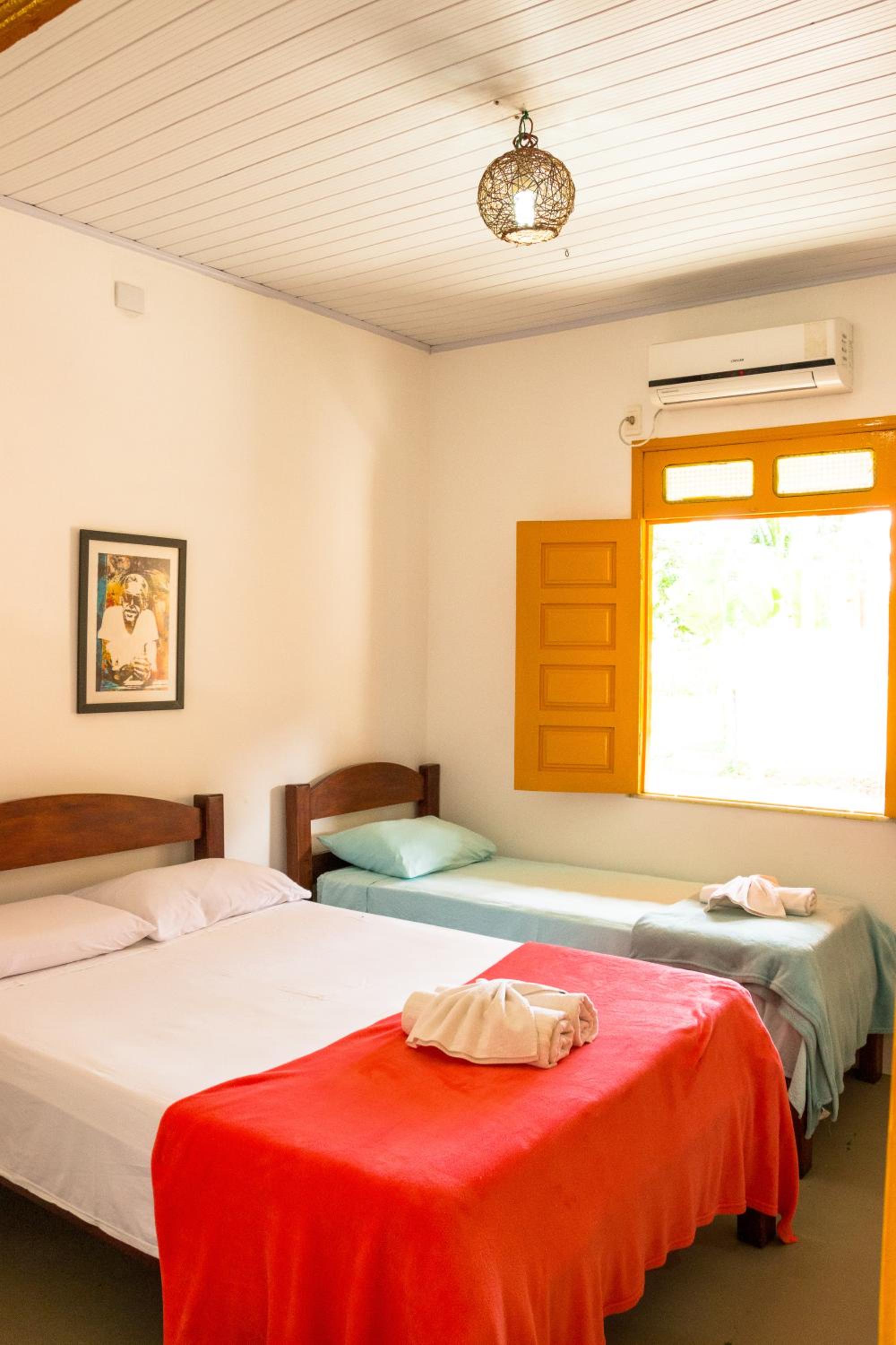Coroaci Beach House