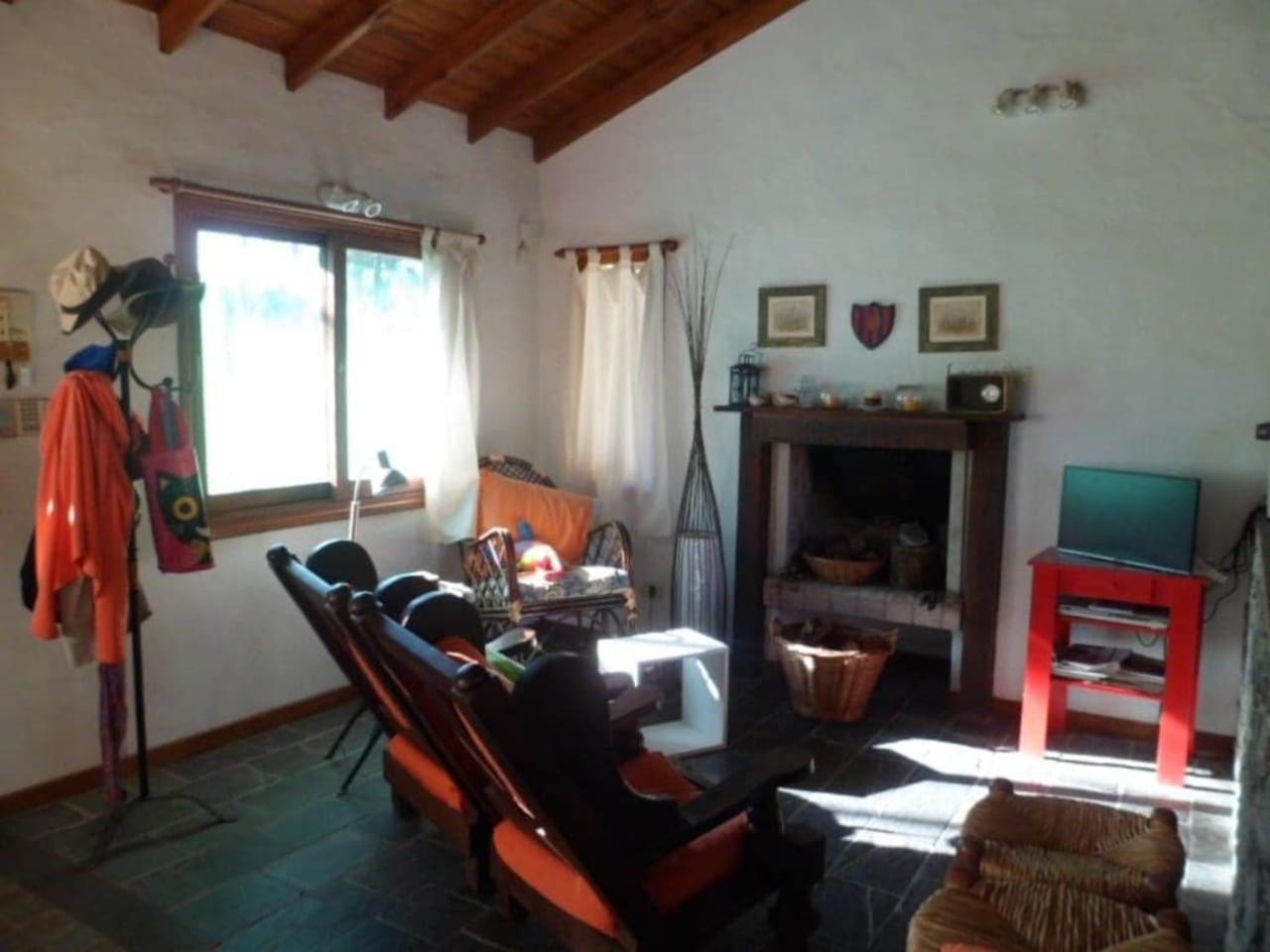 Casa completa en el bosque para 8 personas no aceptamos grupos de jovenes