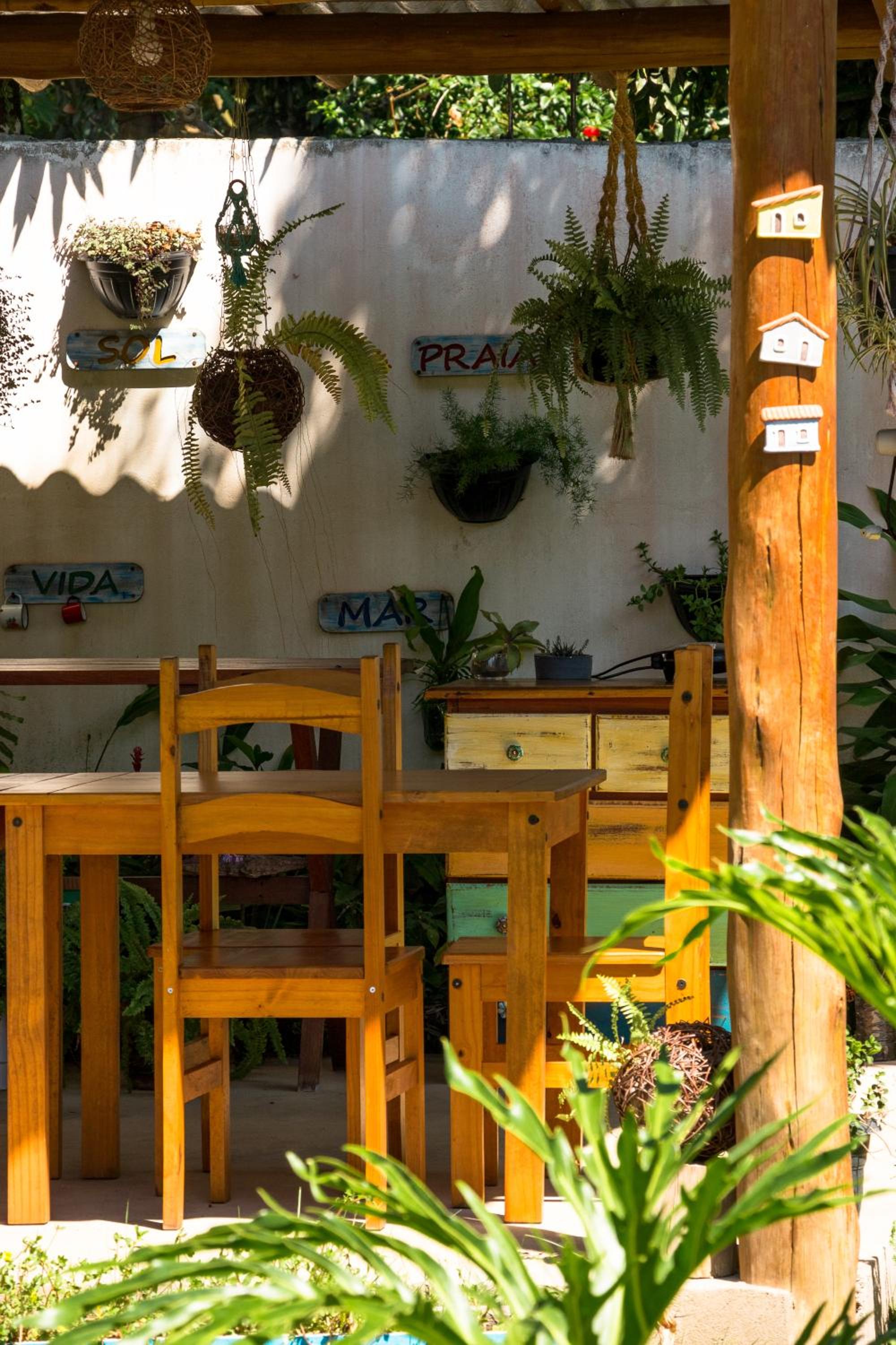 Coroaci Beach House