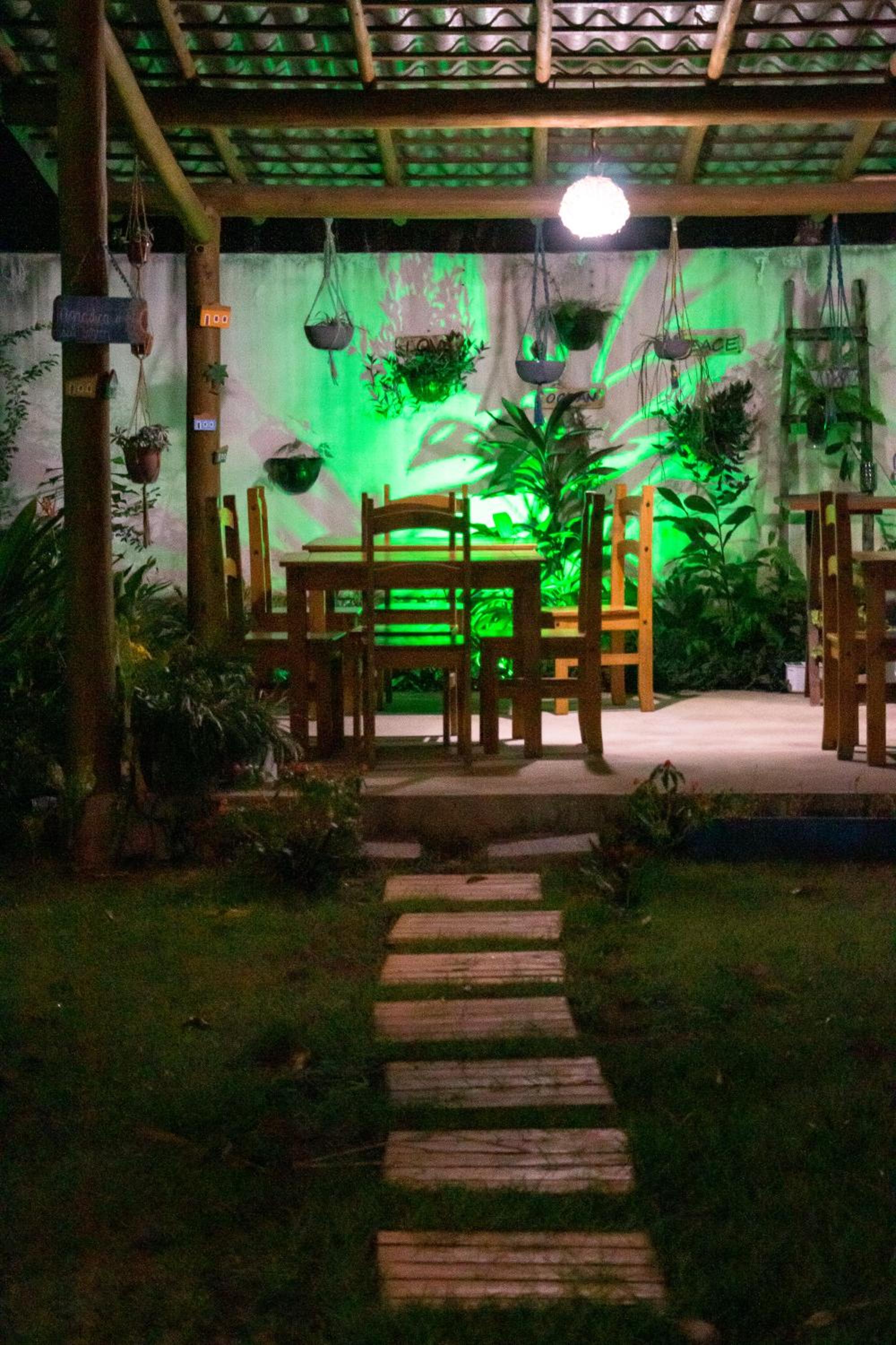 Coroaci Beach House