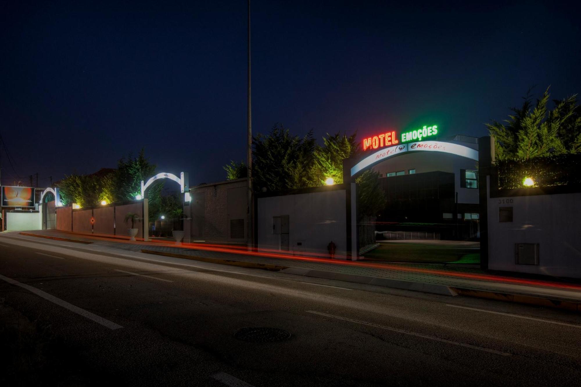 Hotel Motel Emoções