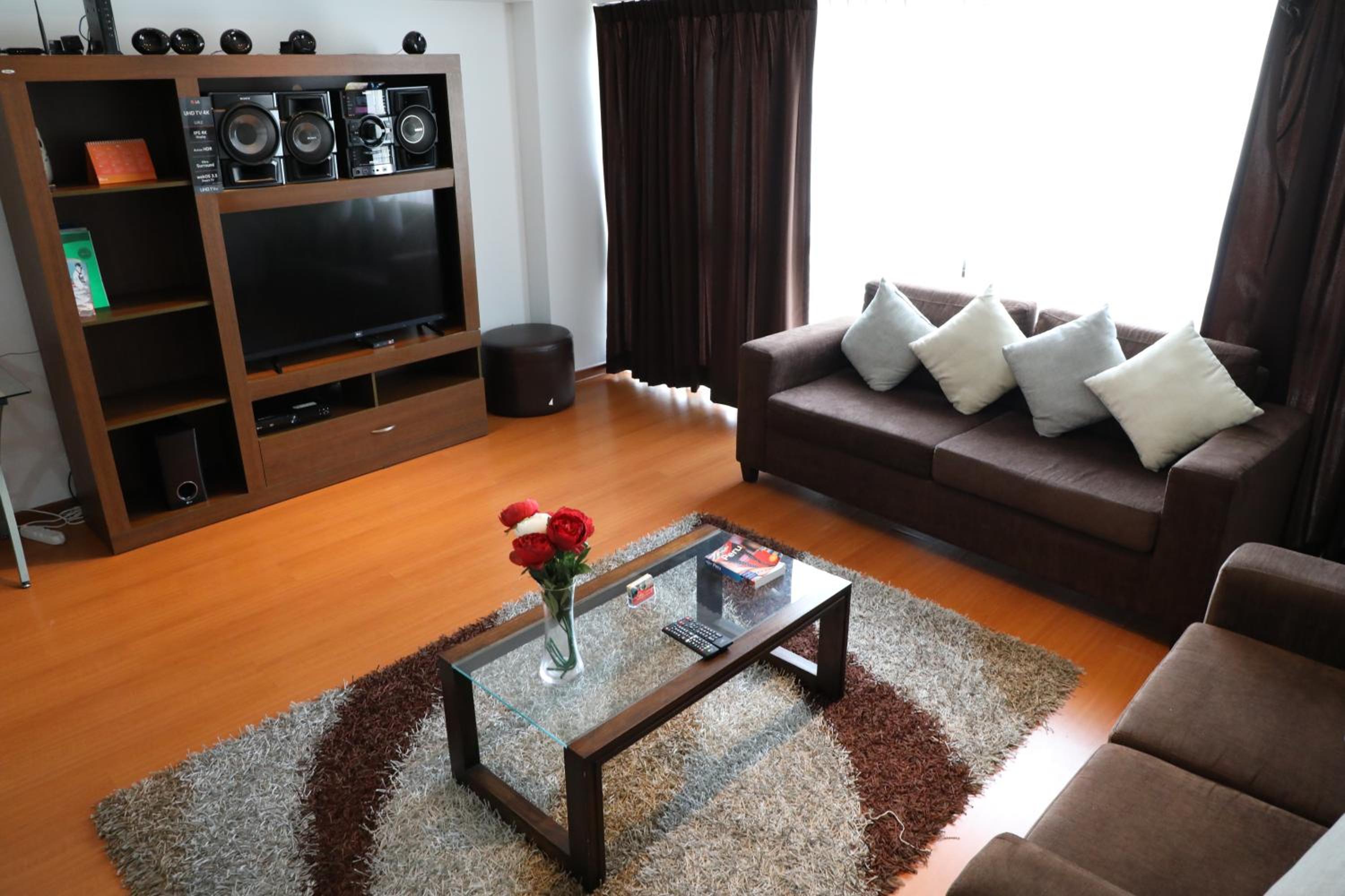 Miraflores Apartments 101 Tripoli Street by Private Host