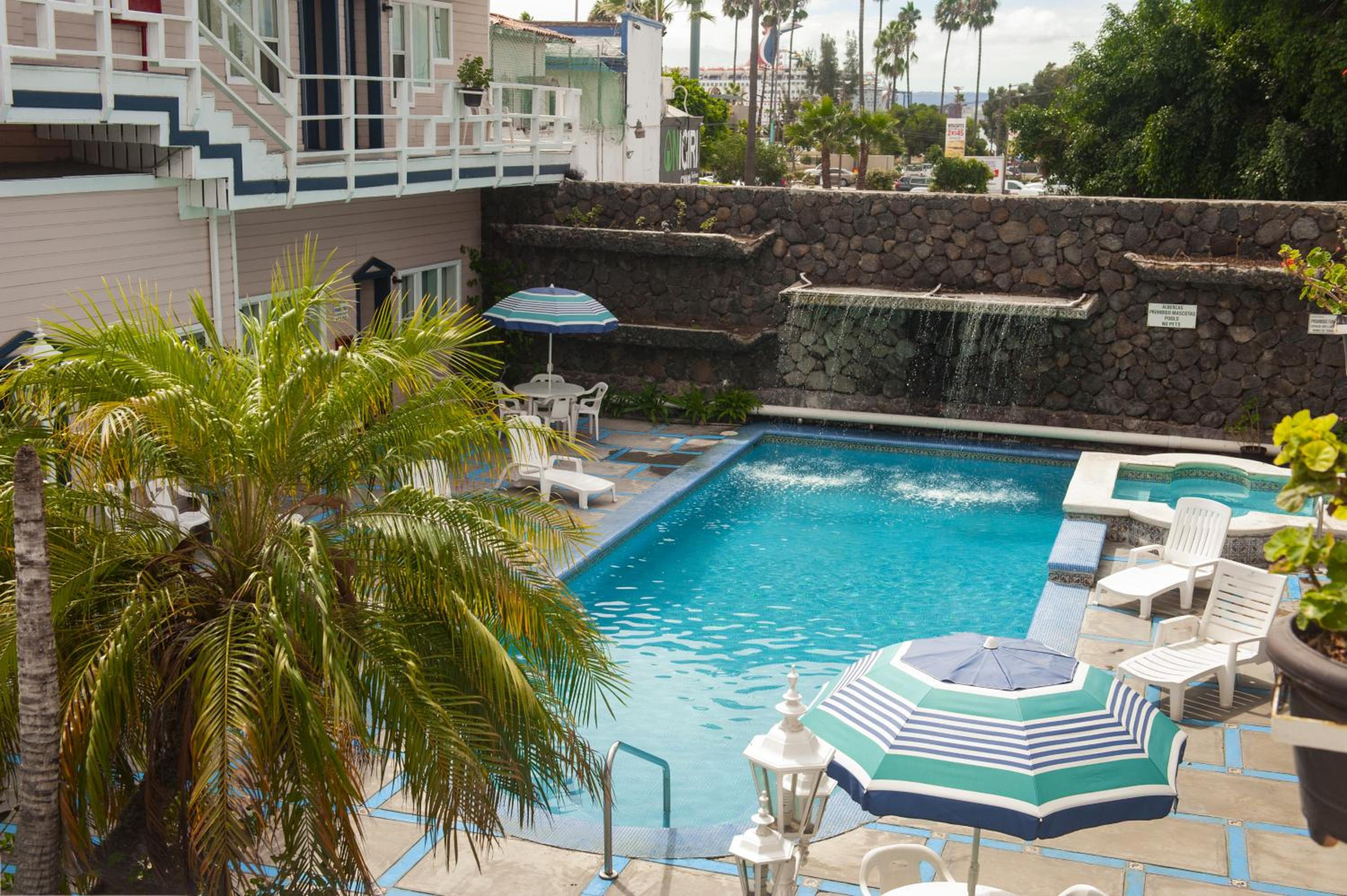 Ensenada Vacations - Hotel Villa Fontana Inn - Property Image 18