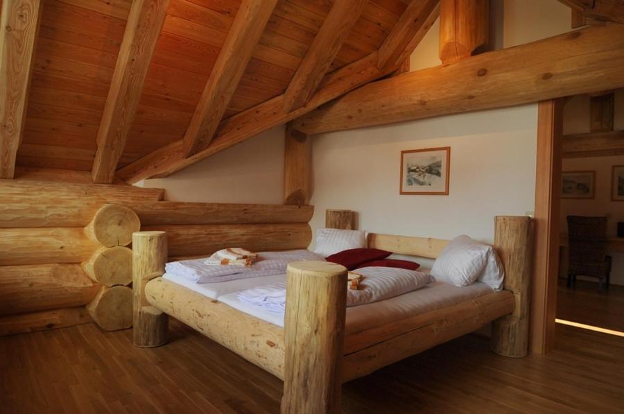 Mei Zeit Hüttendorf