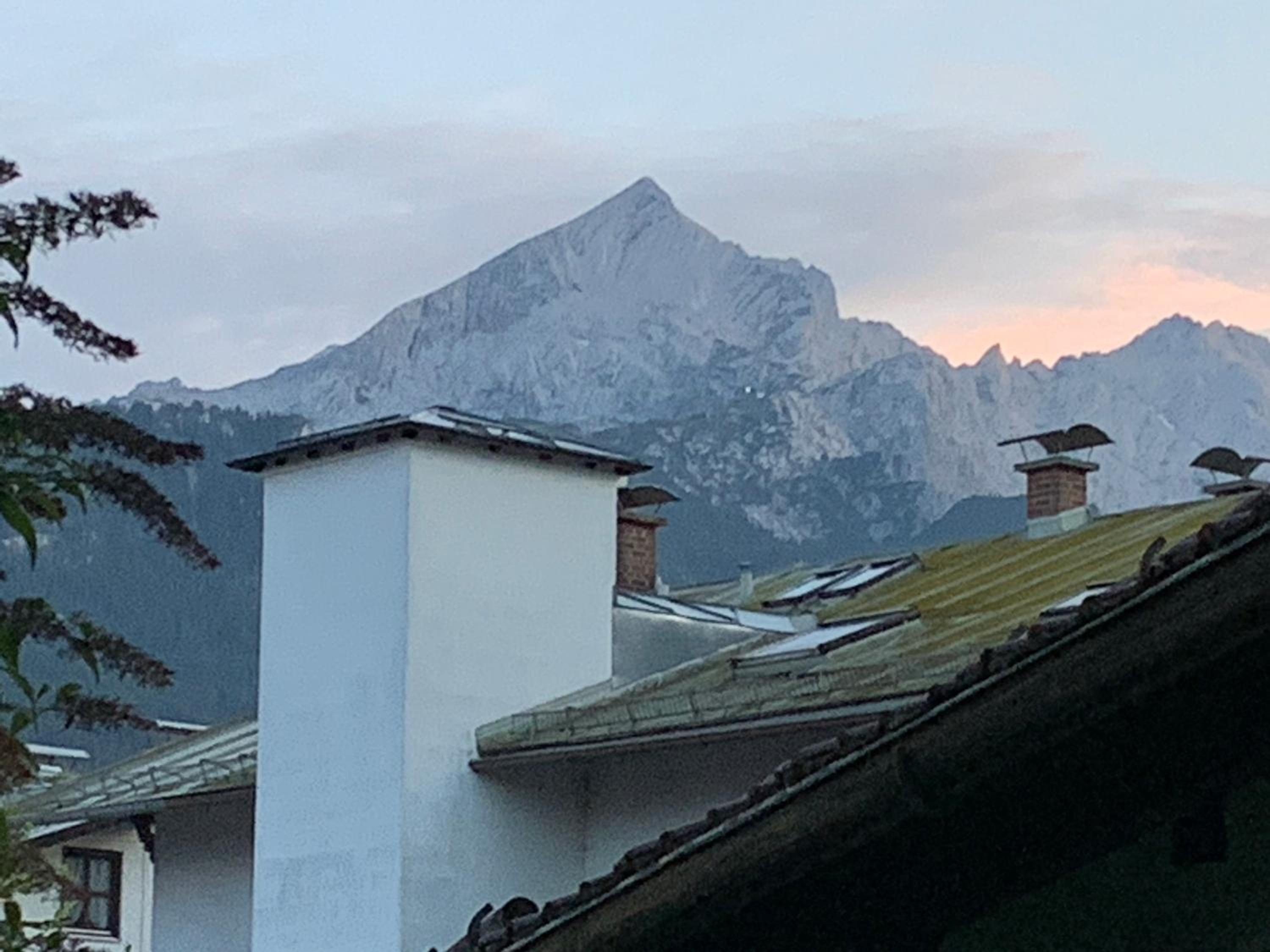 Huge and Calm Apartment in Central Garmisch