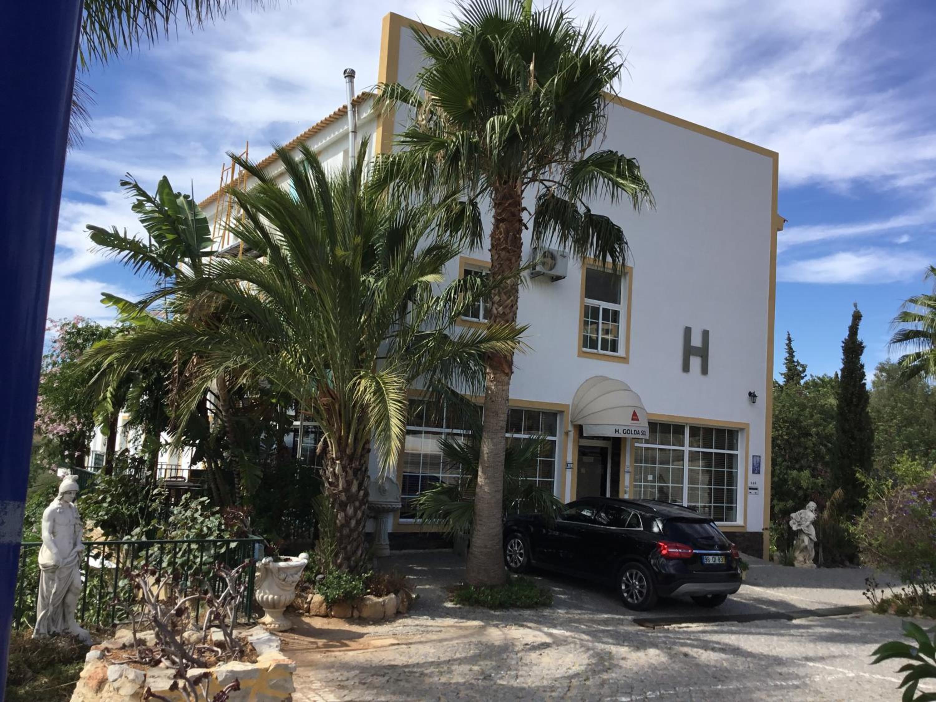 Golda Sol view 2