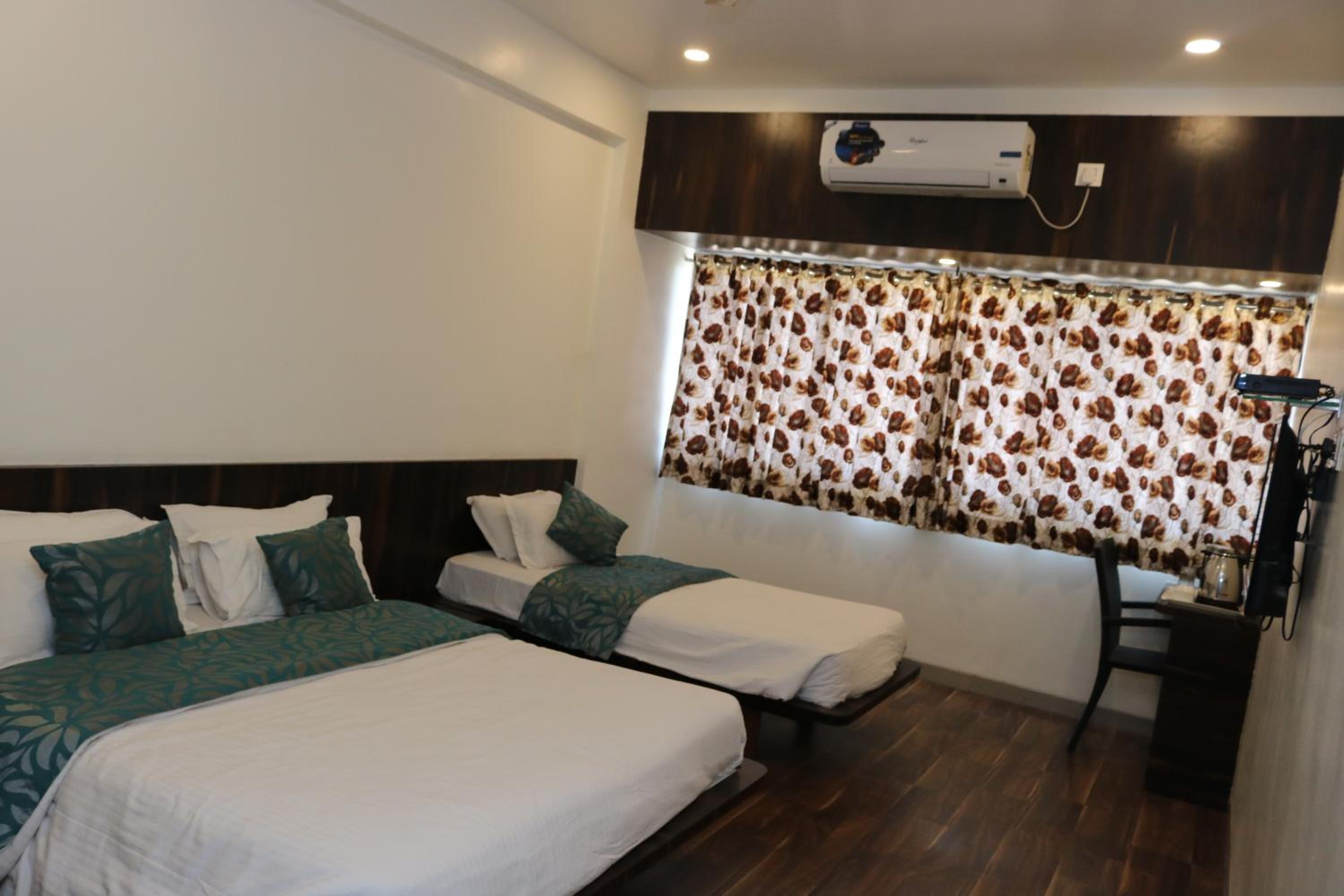Aurangabad Vacations - Hotel Venkateshwar - Property Image 11