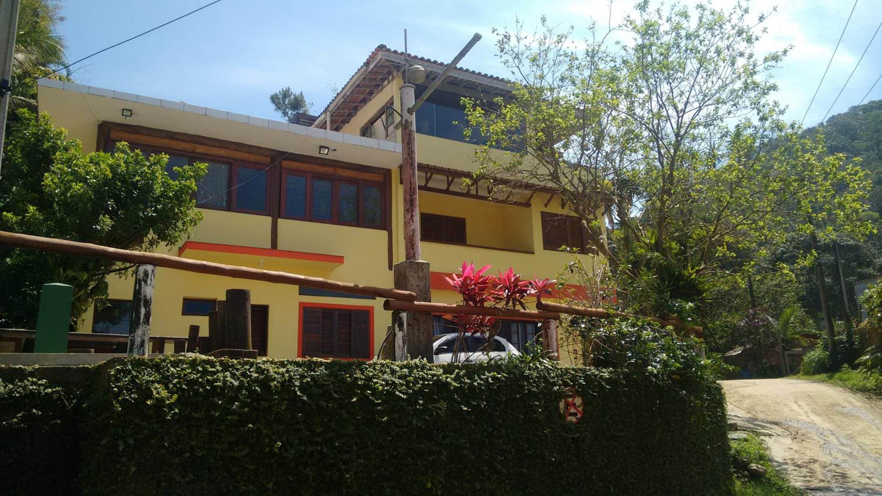 Suites Brilho do Sol