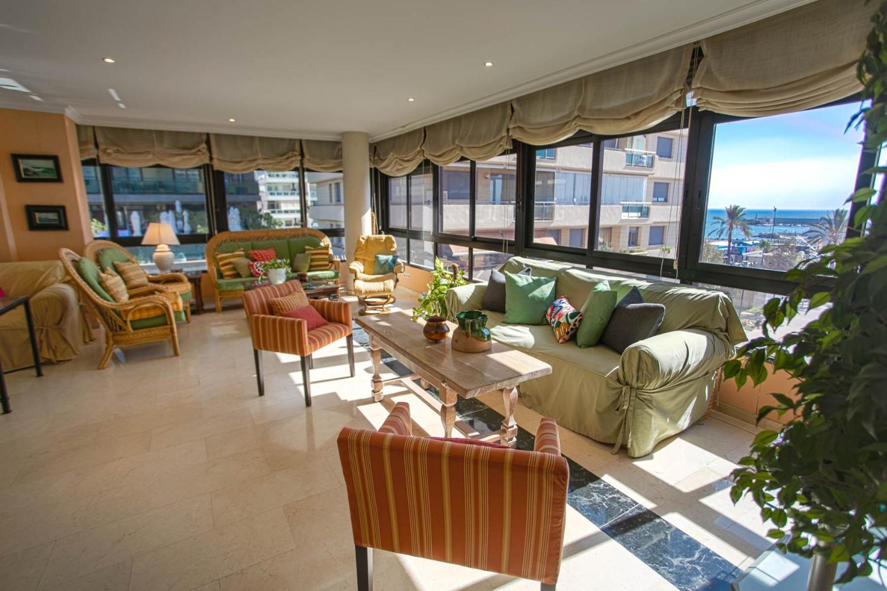 4 bedroom apartment close by beach in Fuengirola view 5