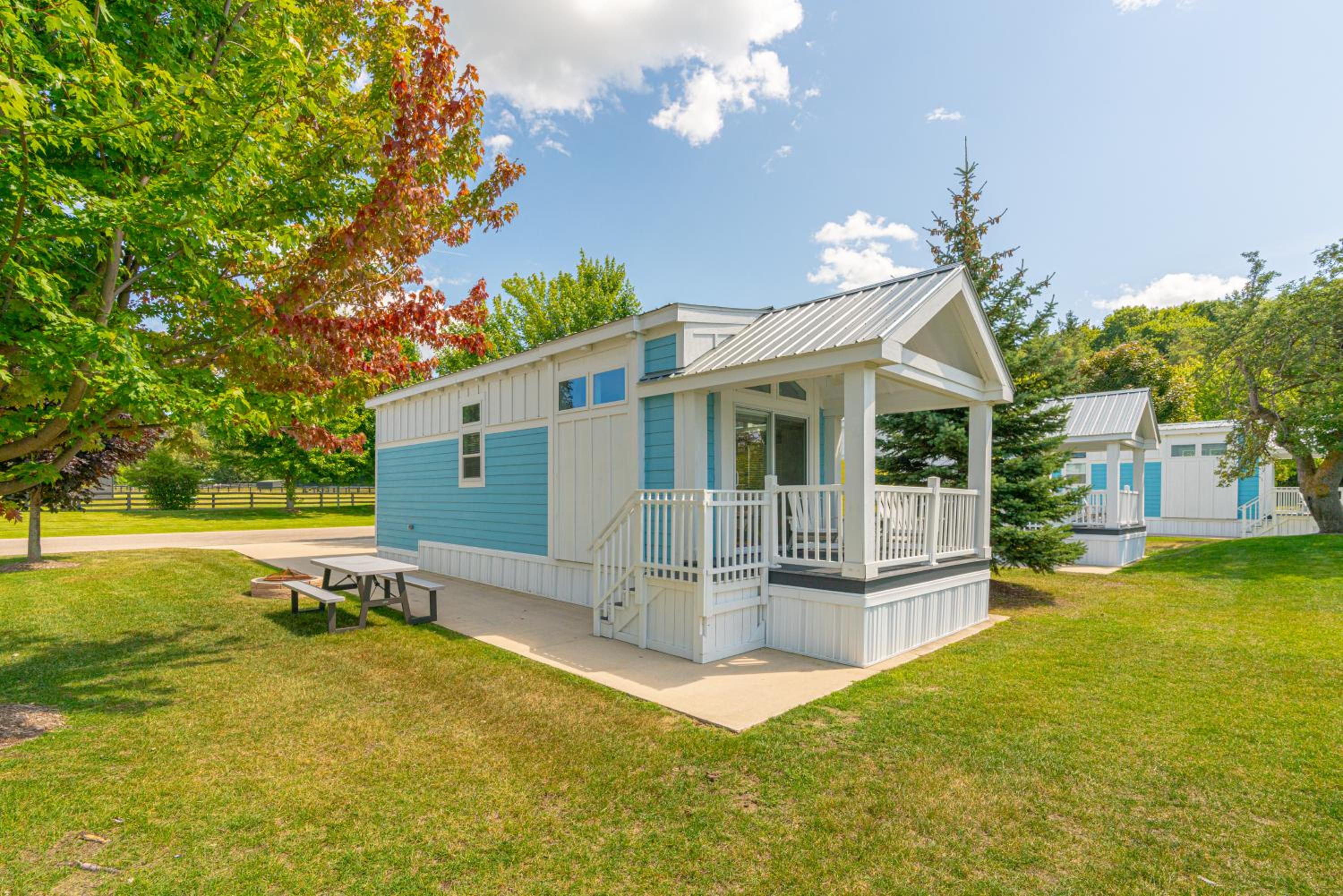 Hotel Sun Outdoors Petoskey Bay Harbor