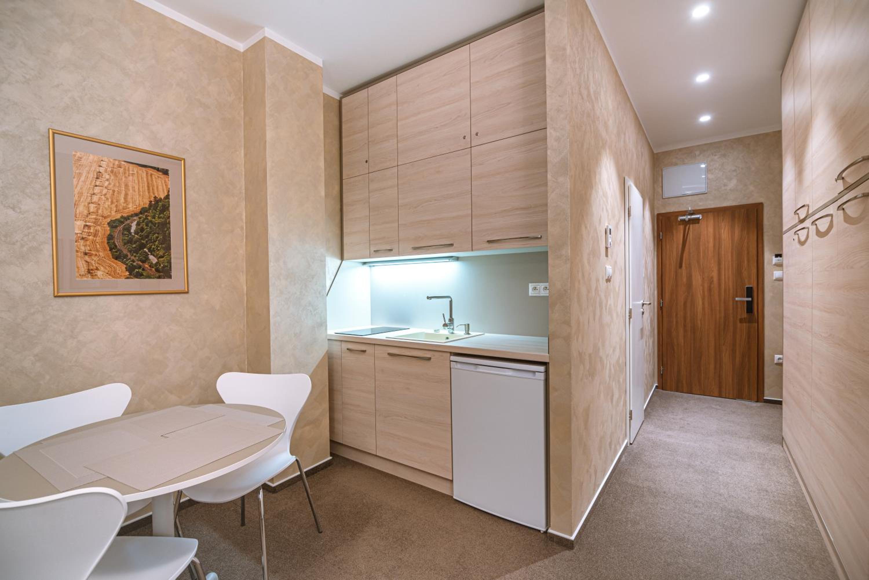 Apartment Elegance Hrebienok view 3