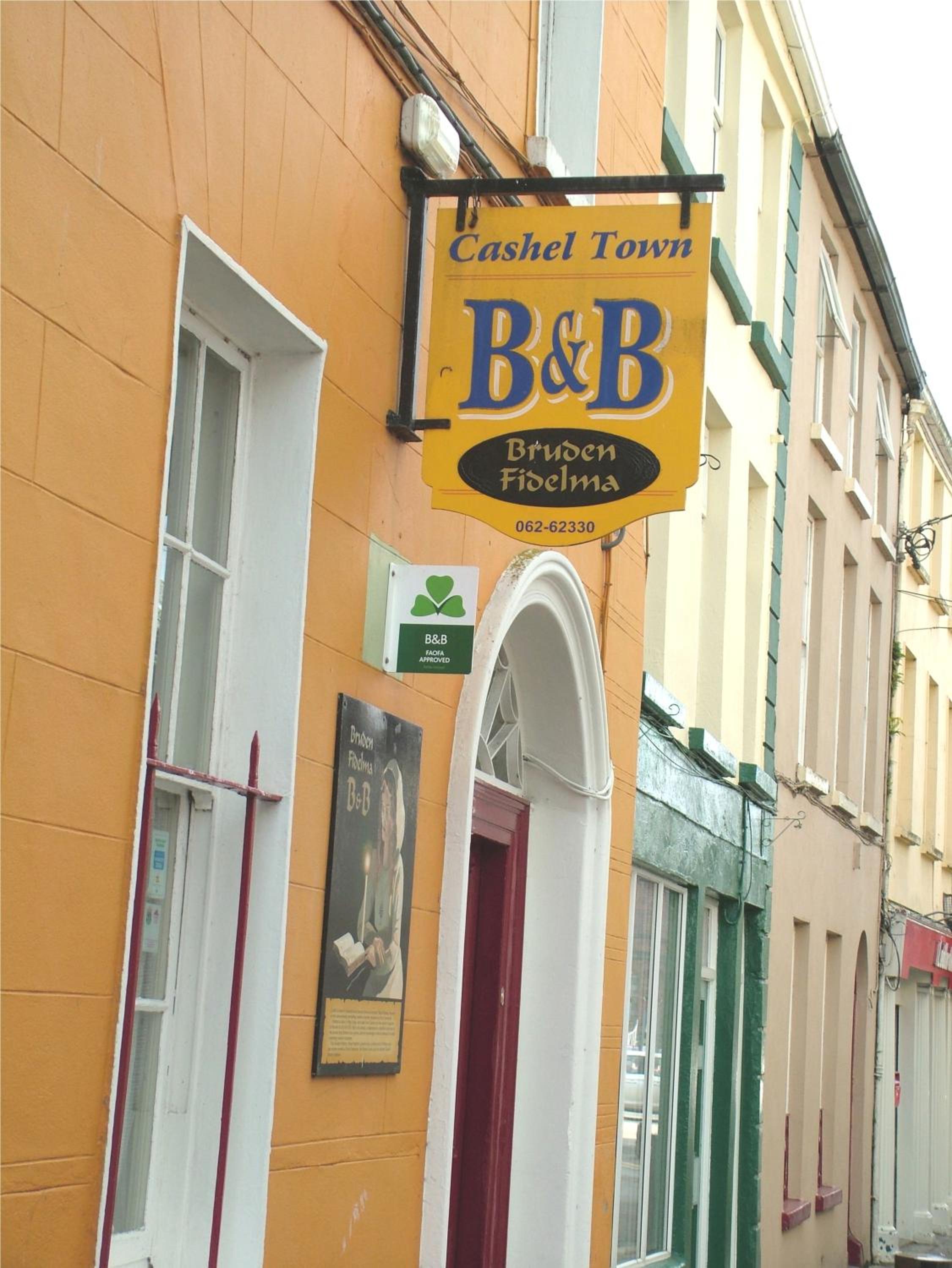 Cashel Town Center INN view 3